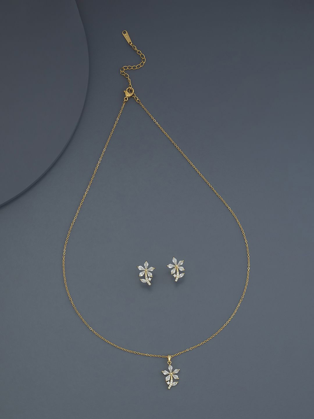 

Kushal's Fashion Jewellery Gold-Plated CZ-Studded Necklace and Earrings
