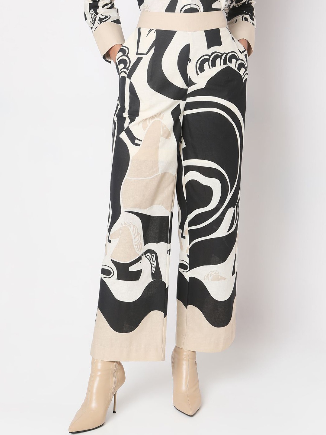

Vero Moda Women Printed Straight Fit High-Rise Cotton Culottes Trousers, Beige