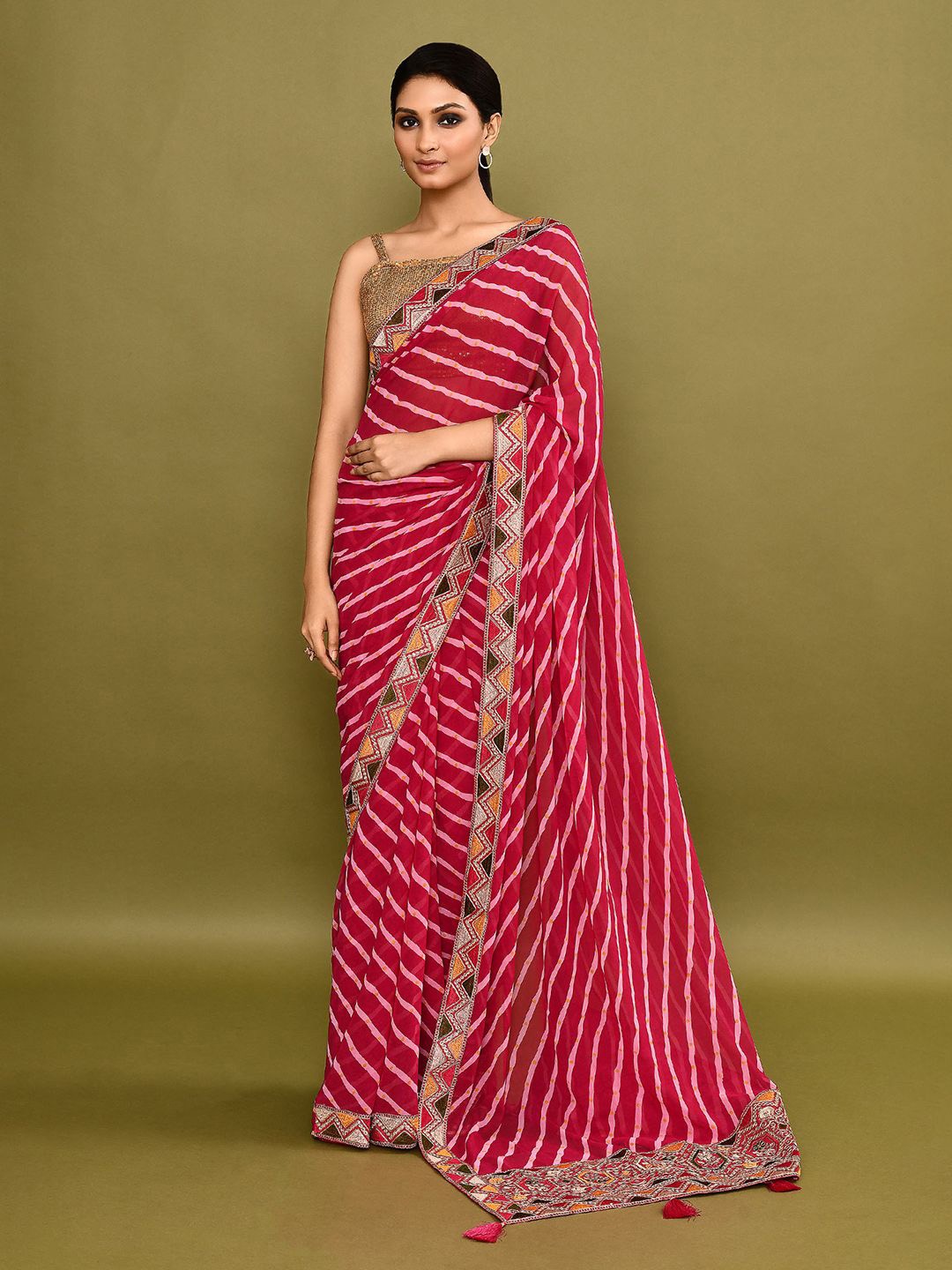 

Nazaakat by Samara Singh Leheriya Embroidered Poly Georgette Saree, Pink