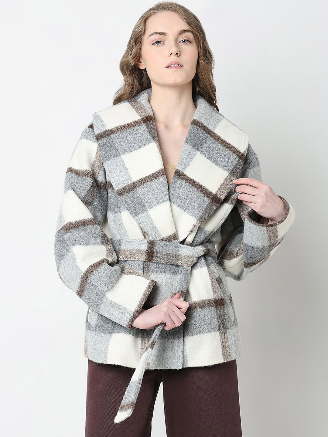 

Vero Moda Women Shawl Collar Casual Tailored Jacket, Off white