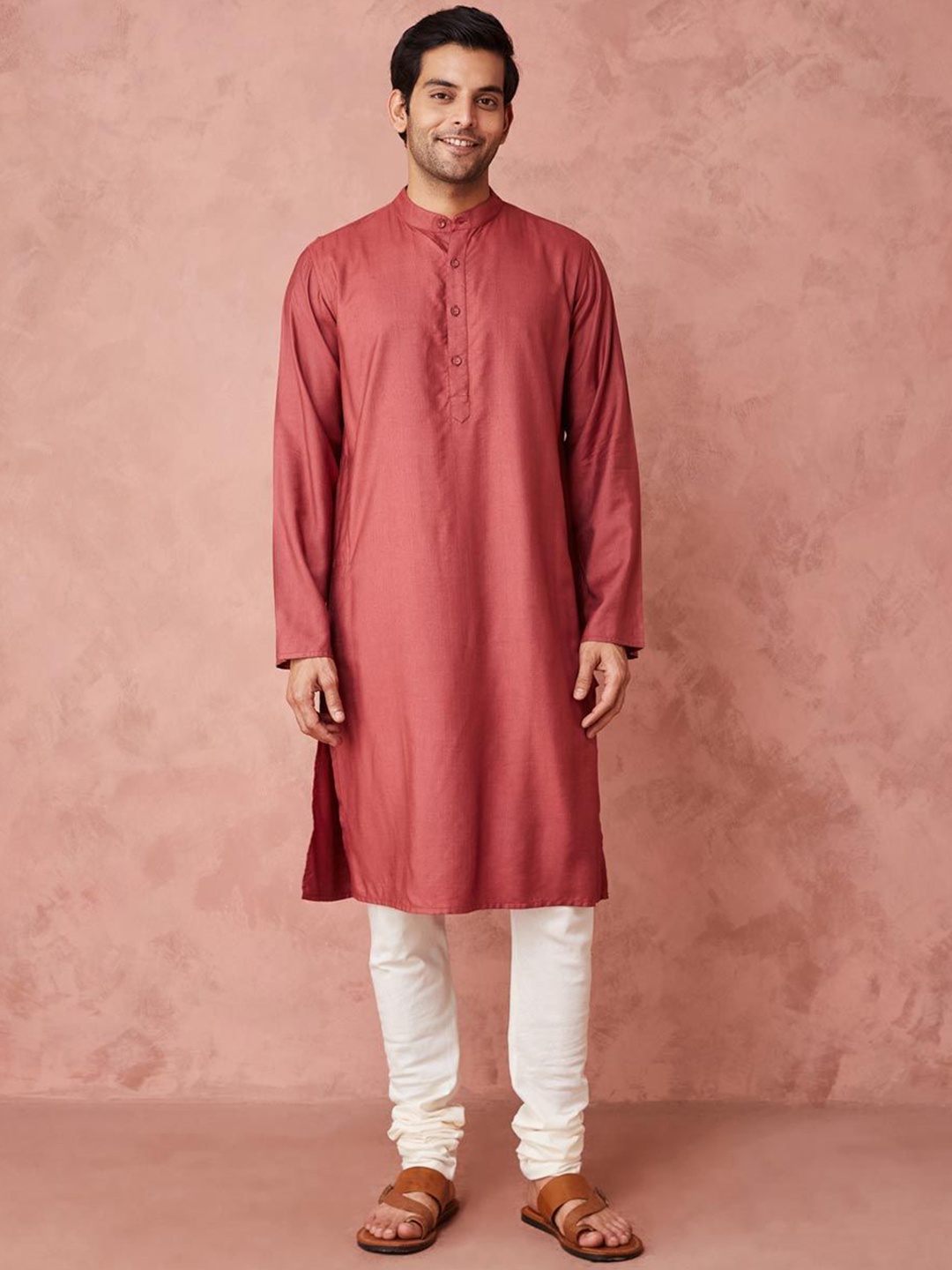 

Fabindia Mandarin Collar Straight Kurta, Maroon