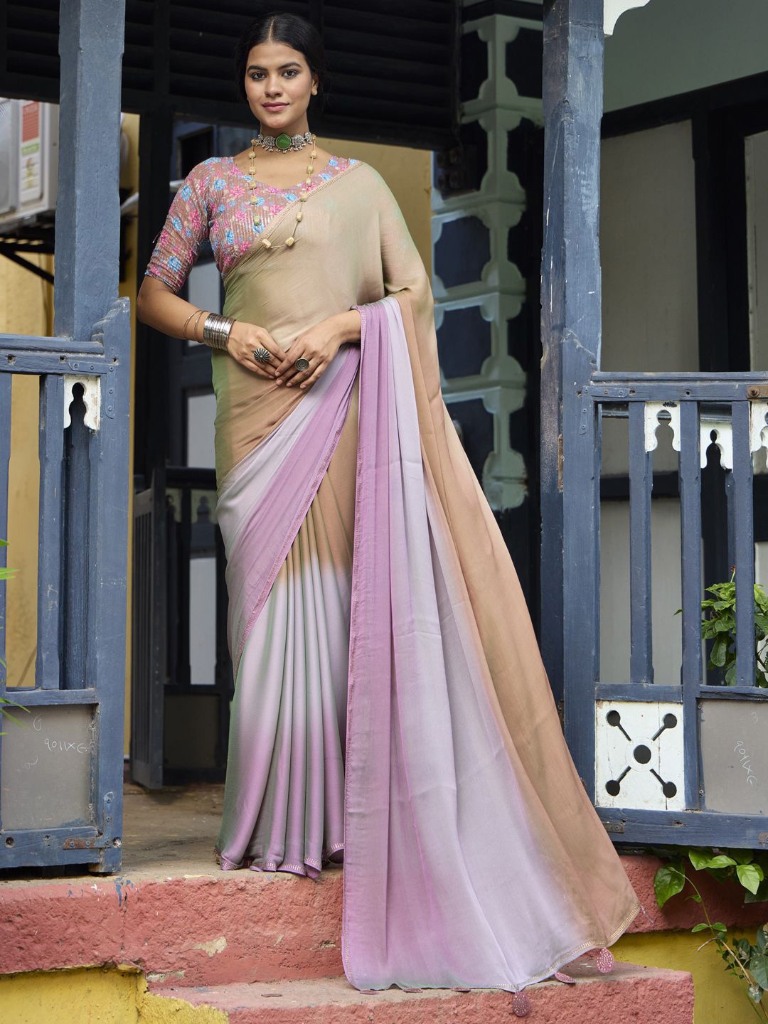 

CHUDIYA Ombre Sequinned Pure Chiffon Saree, Brown