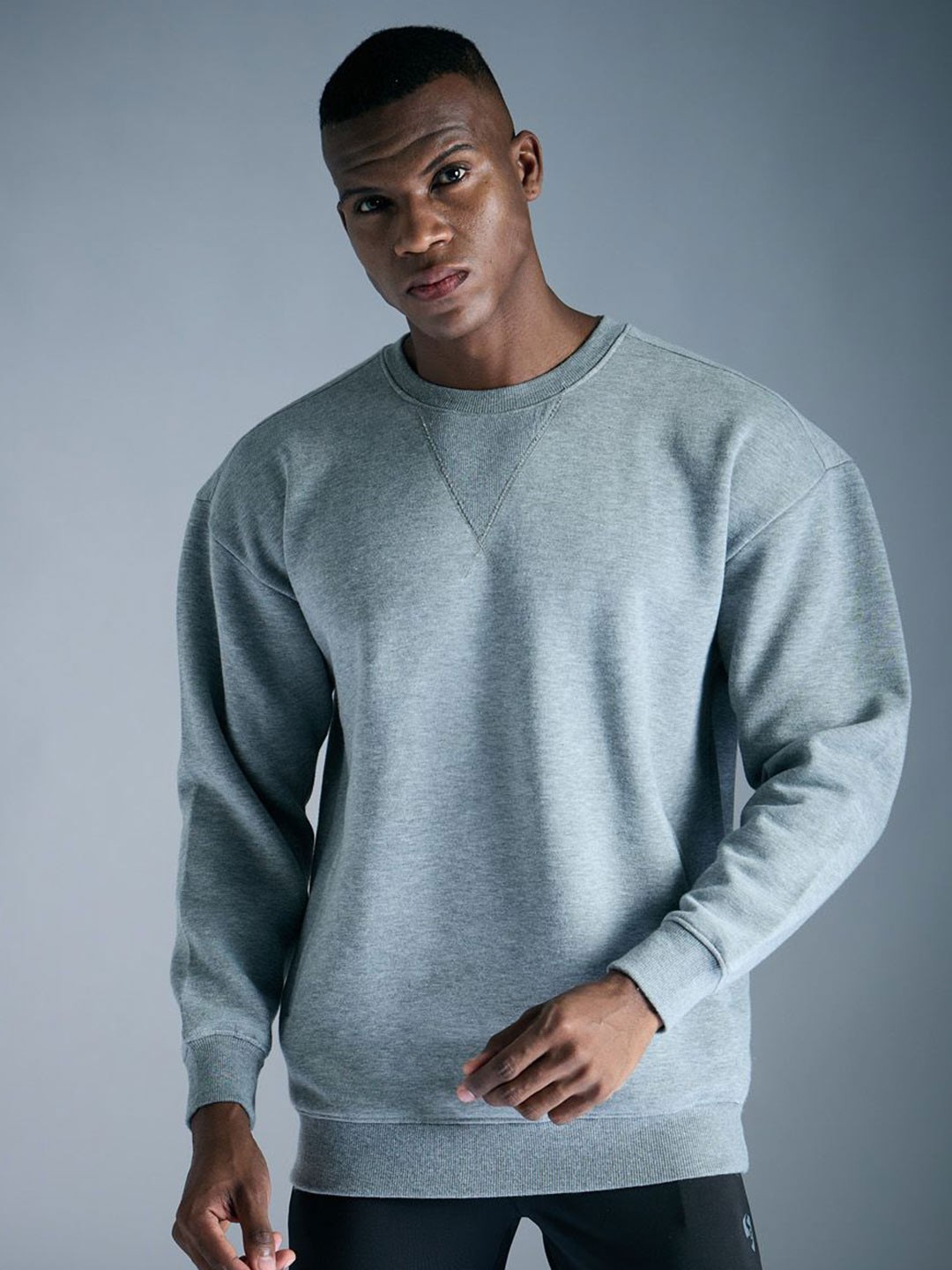 

SG Men Long Sleeves Pullover Sweatshirt, Grey