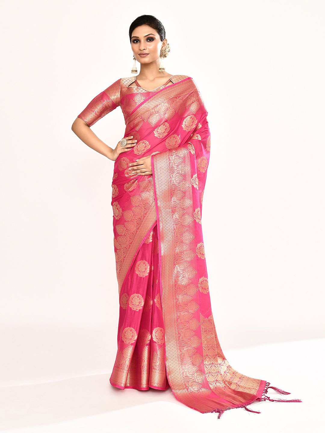 

Samyukta Singhania Woven Design Zari Saree, Pink