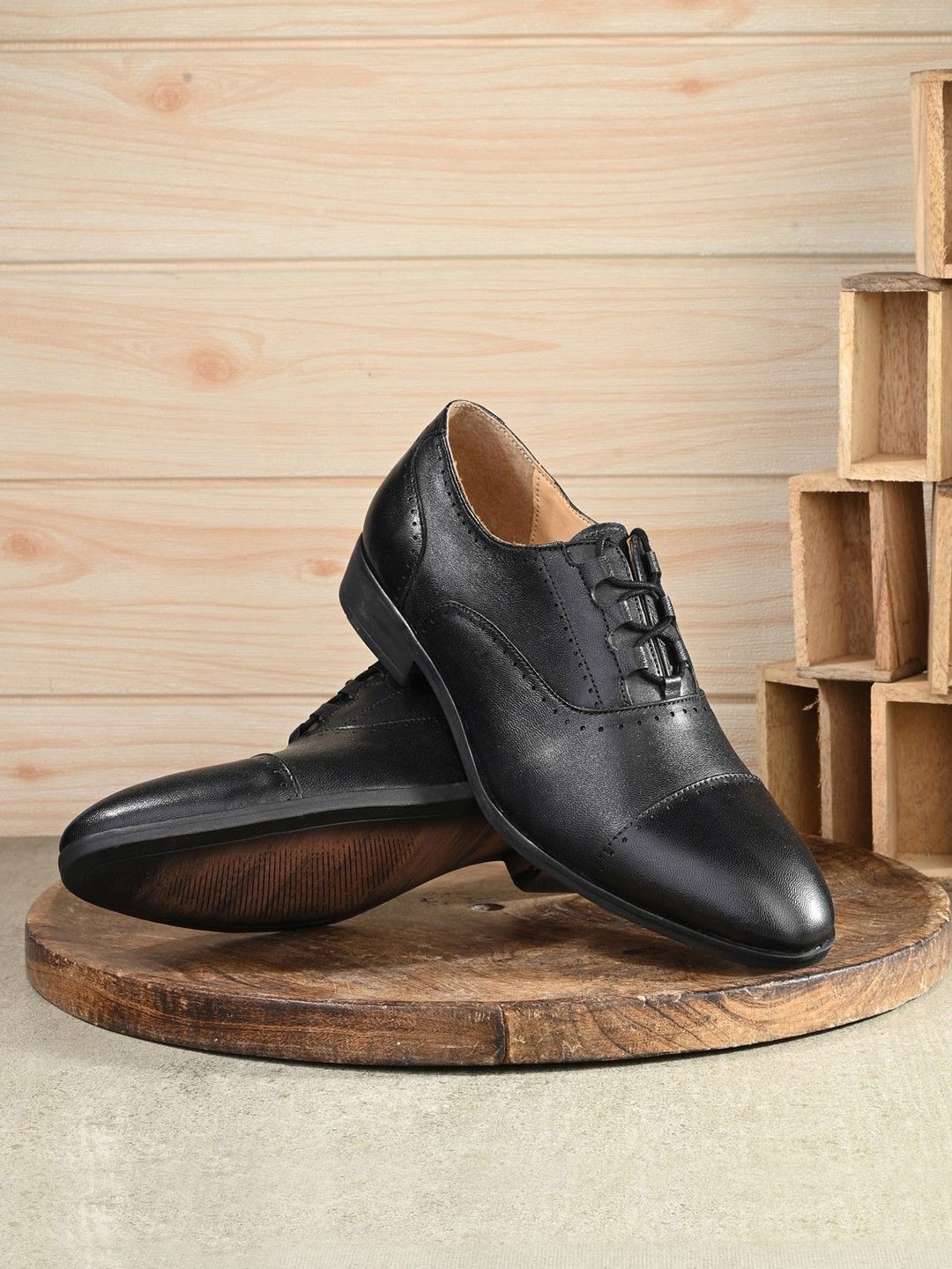 

House of Pataudi Men Formal Oxfords, Black