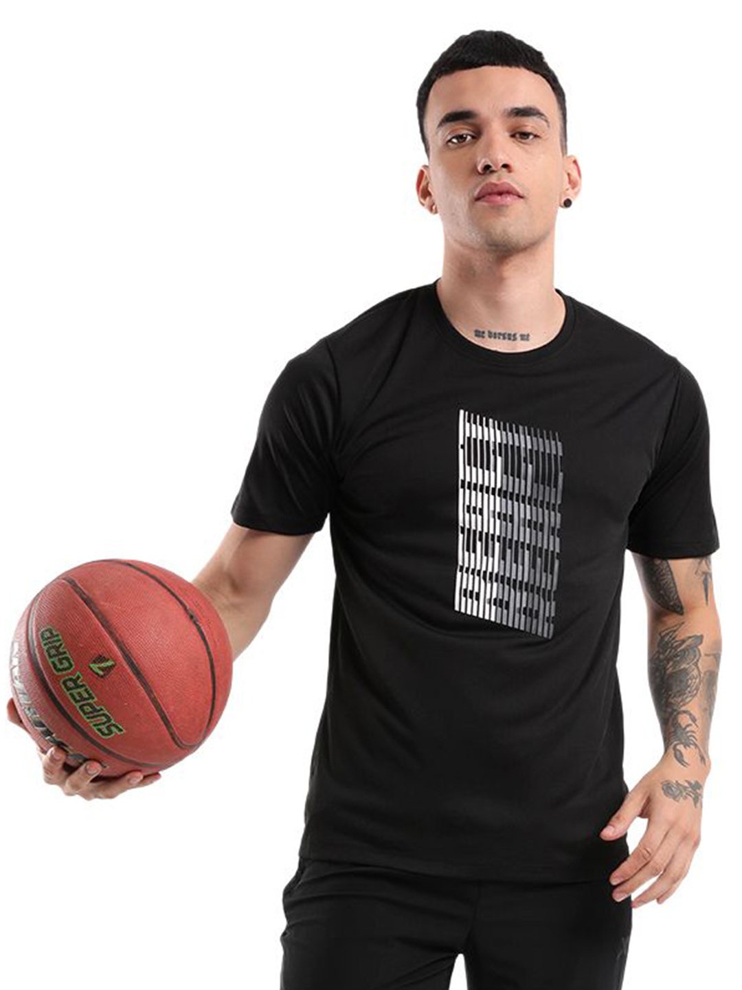 

WROGN Men Typography Printed Round Neck Slim Fit T-Shirt, Black