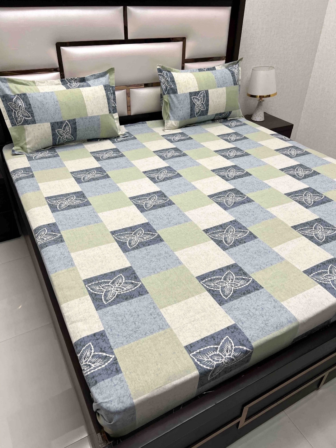 

Pure Decor Passion Grey & Green Printed 230 TC Cotton Queen Bedsheet with 2 Pillow Covers