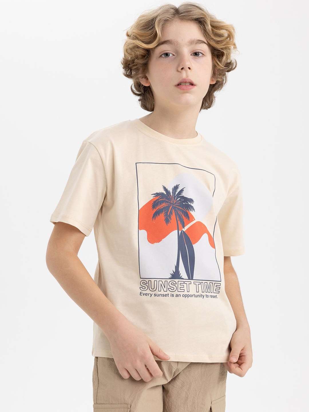 

DeFacto Boys Typography Printed Round Neck Cotton T-shirt, Peach