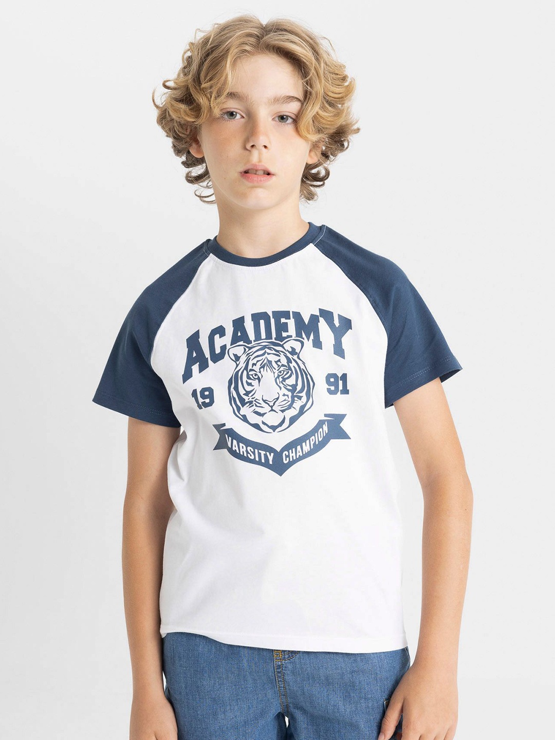

DeFacto Boys Typography Printed Round Neck Cotton T-shirt, White
