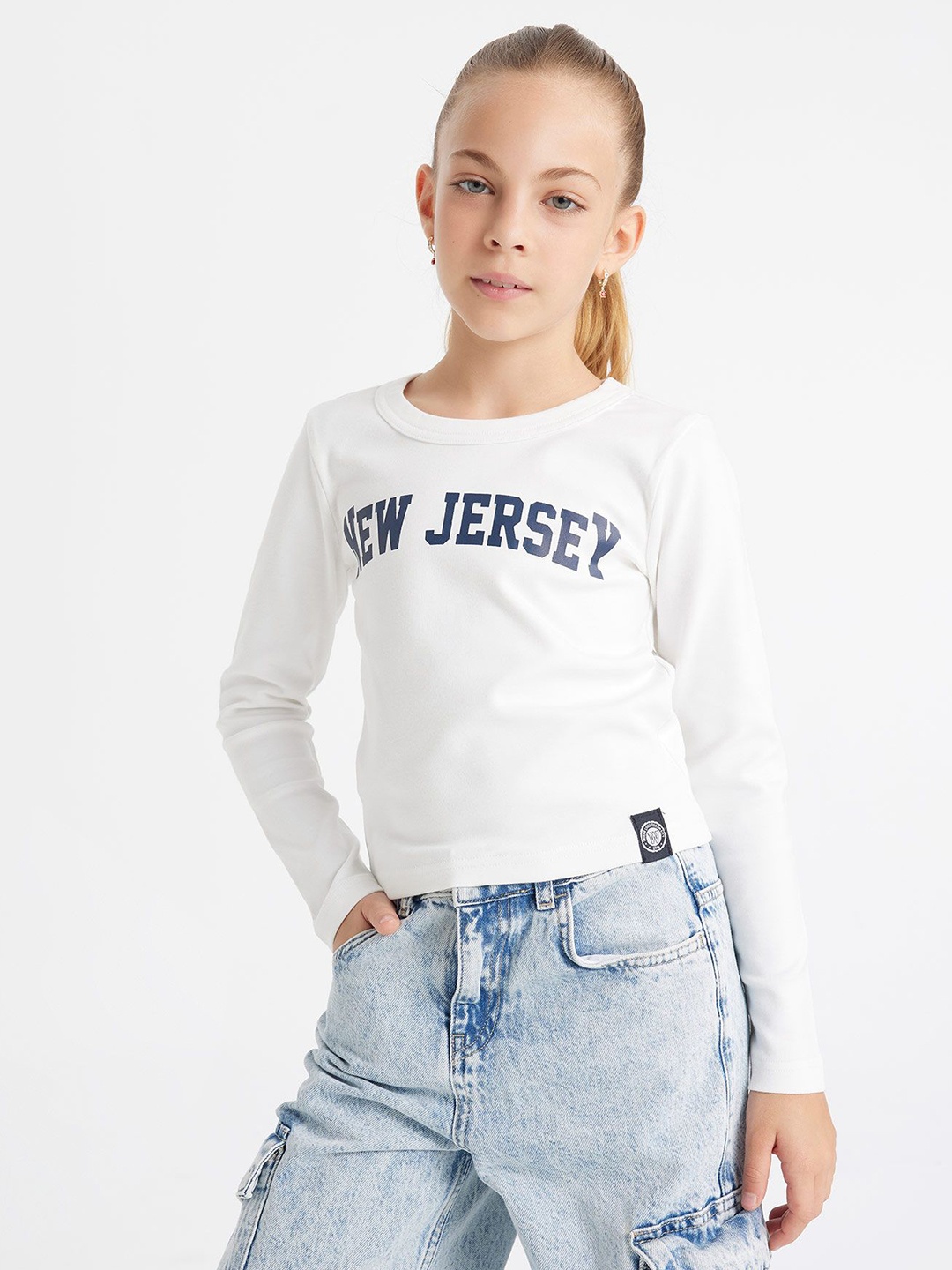 

DeFacto Girls Typography Printed Applique T-shirt, Na