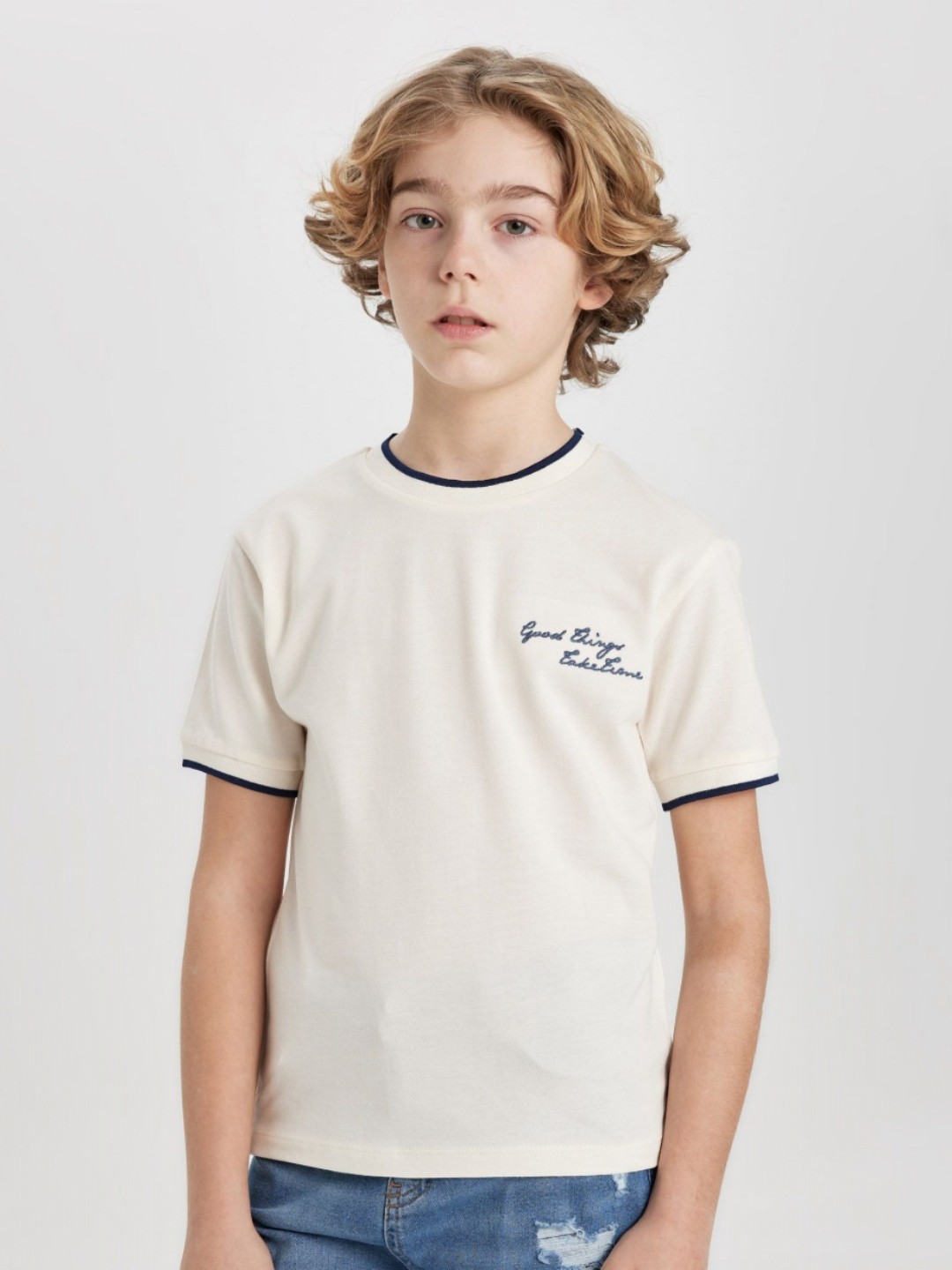 

DeFacto Boys Round Neck Typography Cotton T-shirt, Na