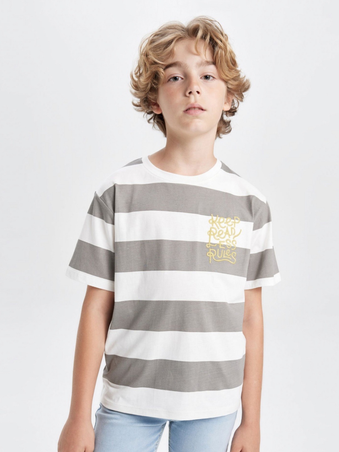 

DeFacto Boys Striped Round Neck Cotton T-shirt, White
