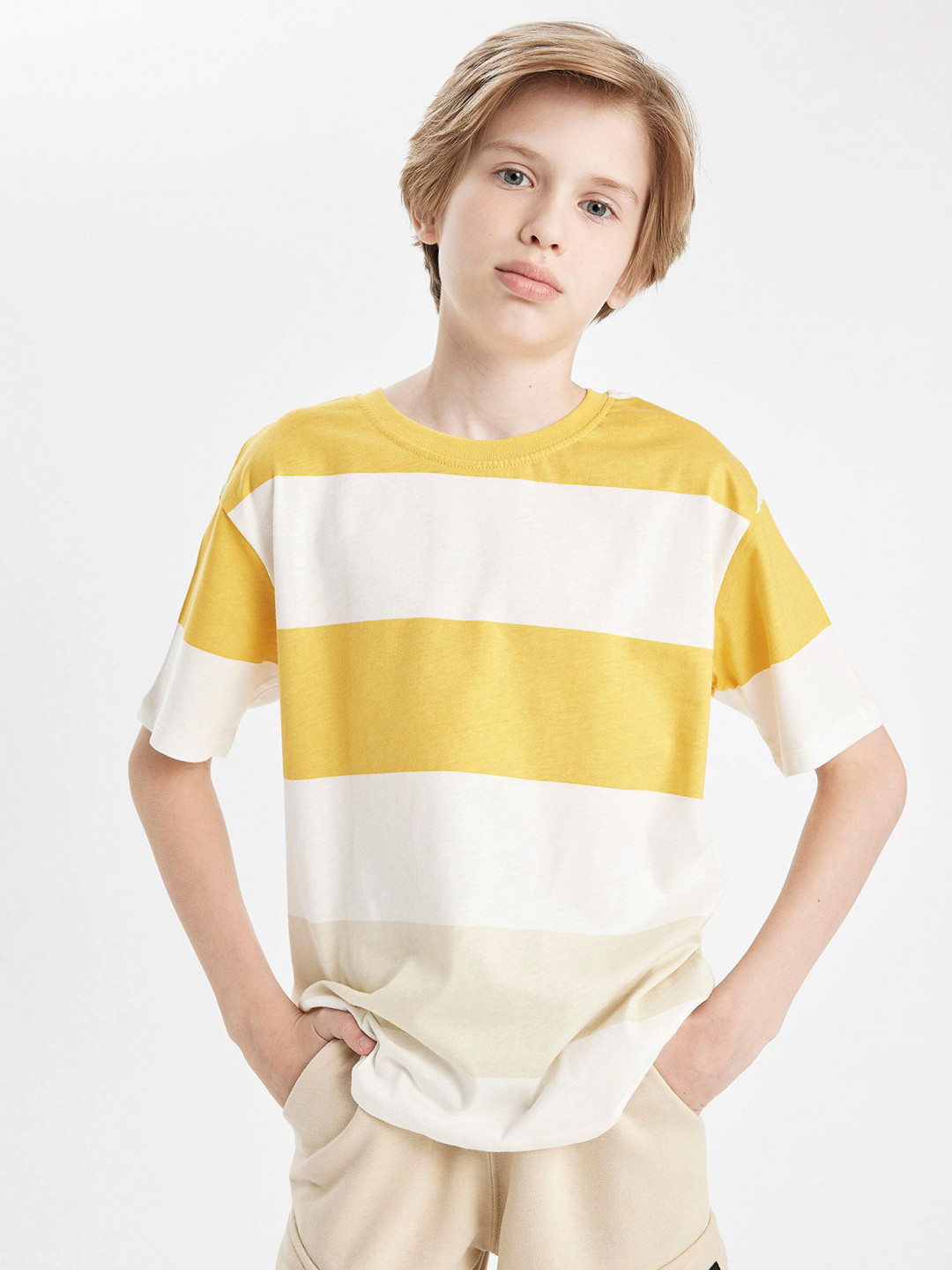 

DeFacto Boys Striped Round Neck Cotton T-shirt, White