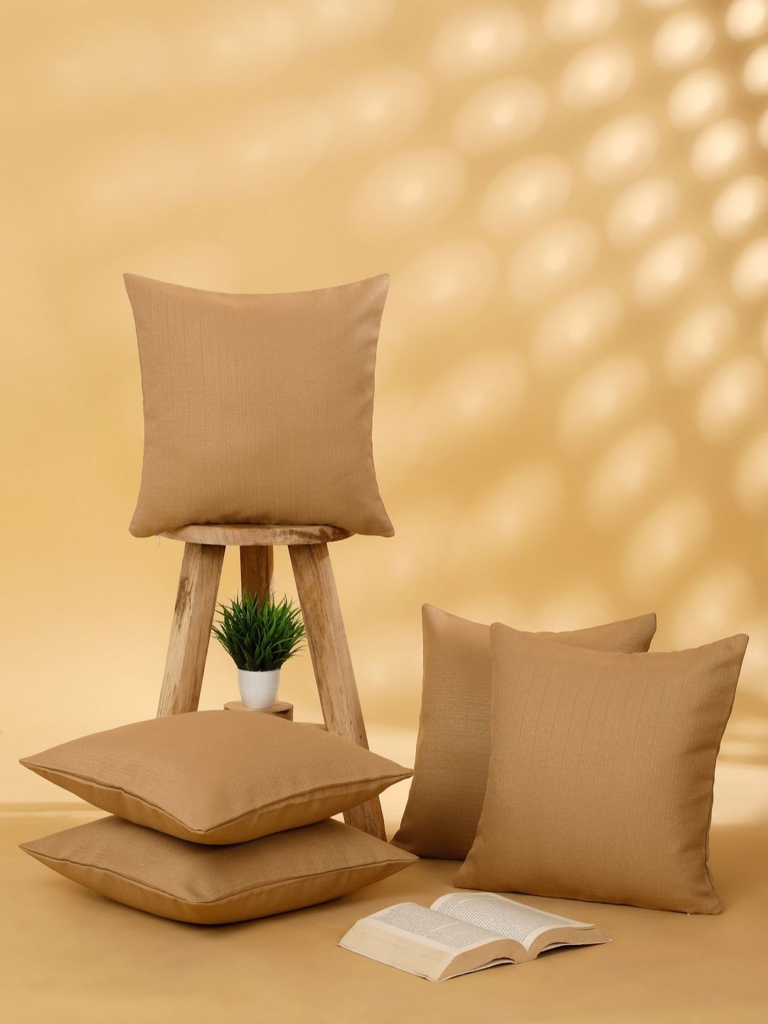 

ROSARA HOME Beige 5 Pieces Square Cushion Covers