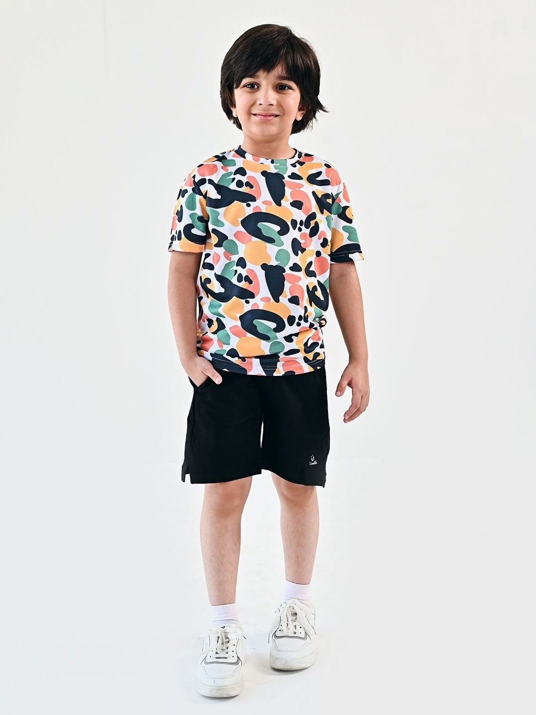 

UMILDO Boys Camouflage Printed Round Neck T-shirt, White