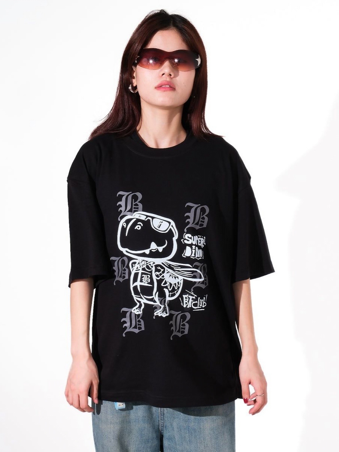 

TheBTclub Men Printed Drop-Shoulder Sleeves Activchill T-shirt, Black