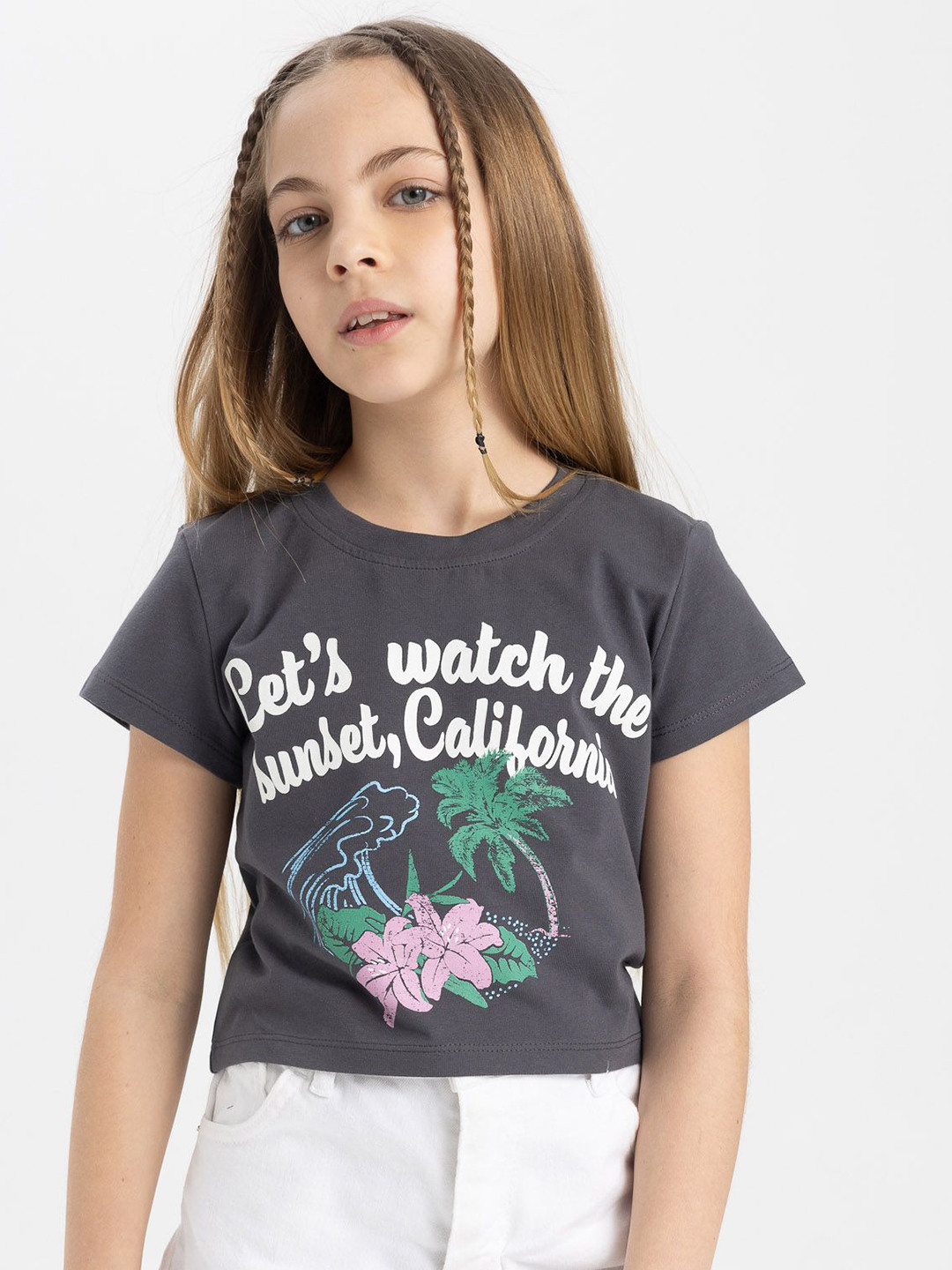 

DeFacto Girls Graphic Printed Round Neck T-shirt, Grey