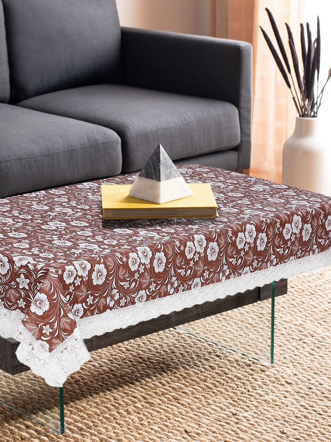 

LooMantha Brown & White Floral Printed 4 Seater Table Cover