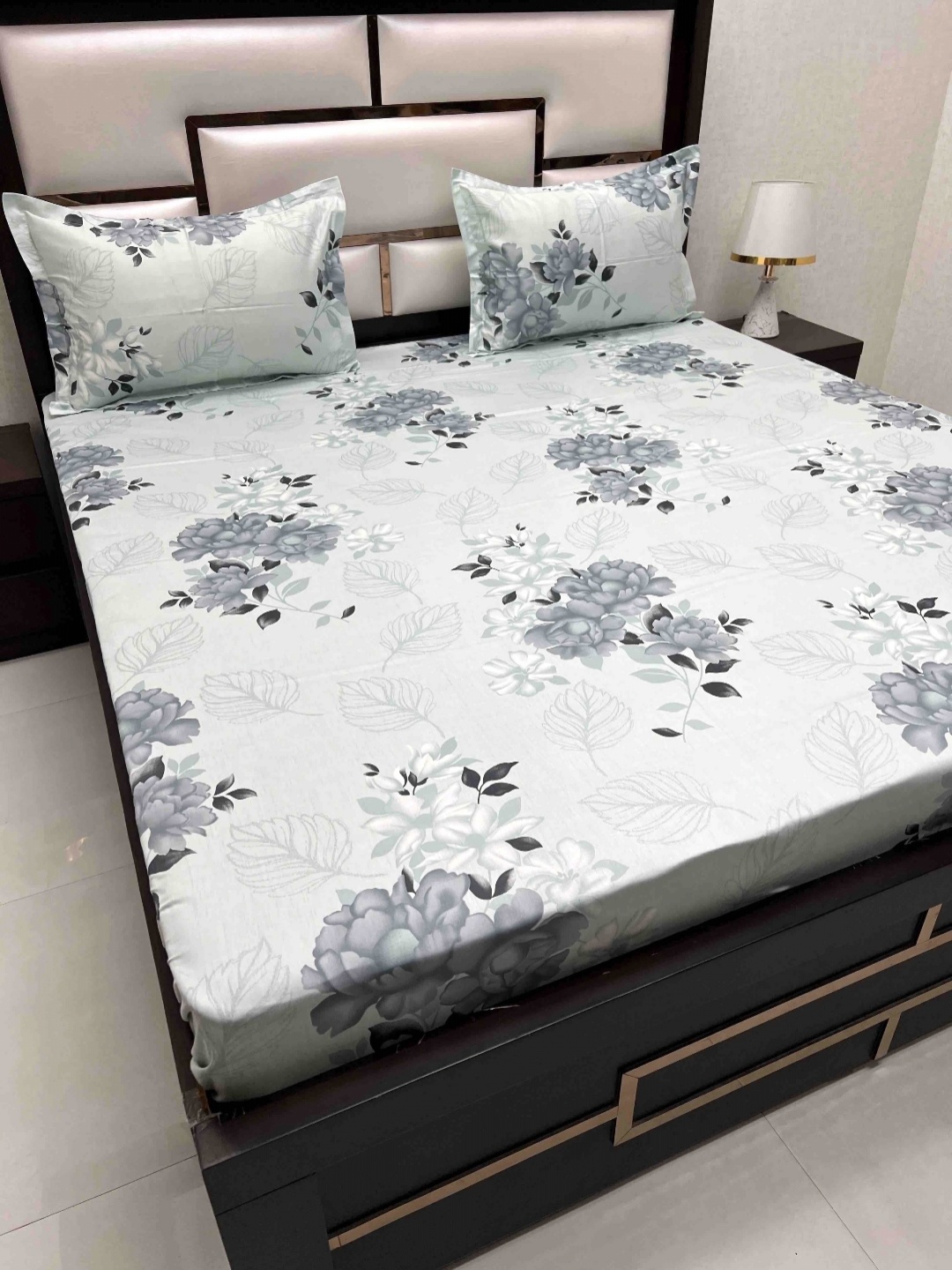 

Pure Decor Royal Velar White & Grey Floral 330 TC Cotton King Bedsheet & 2 Pillow Covers