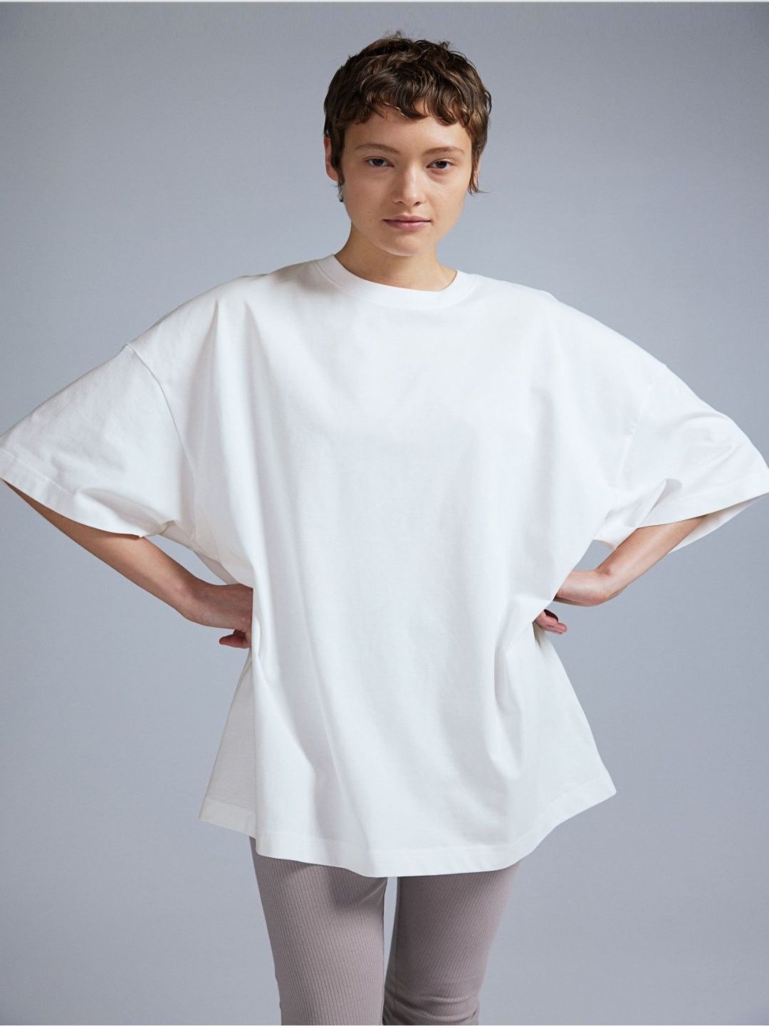 

REVEXO Women Solid Round Neck Cotton Oversized T-shirt, White
