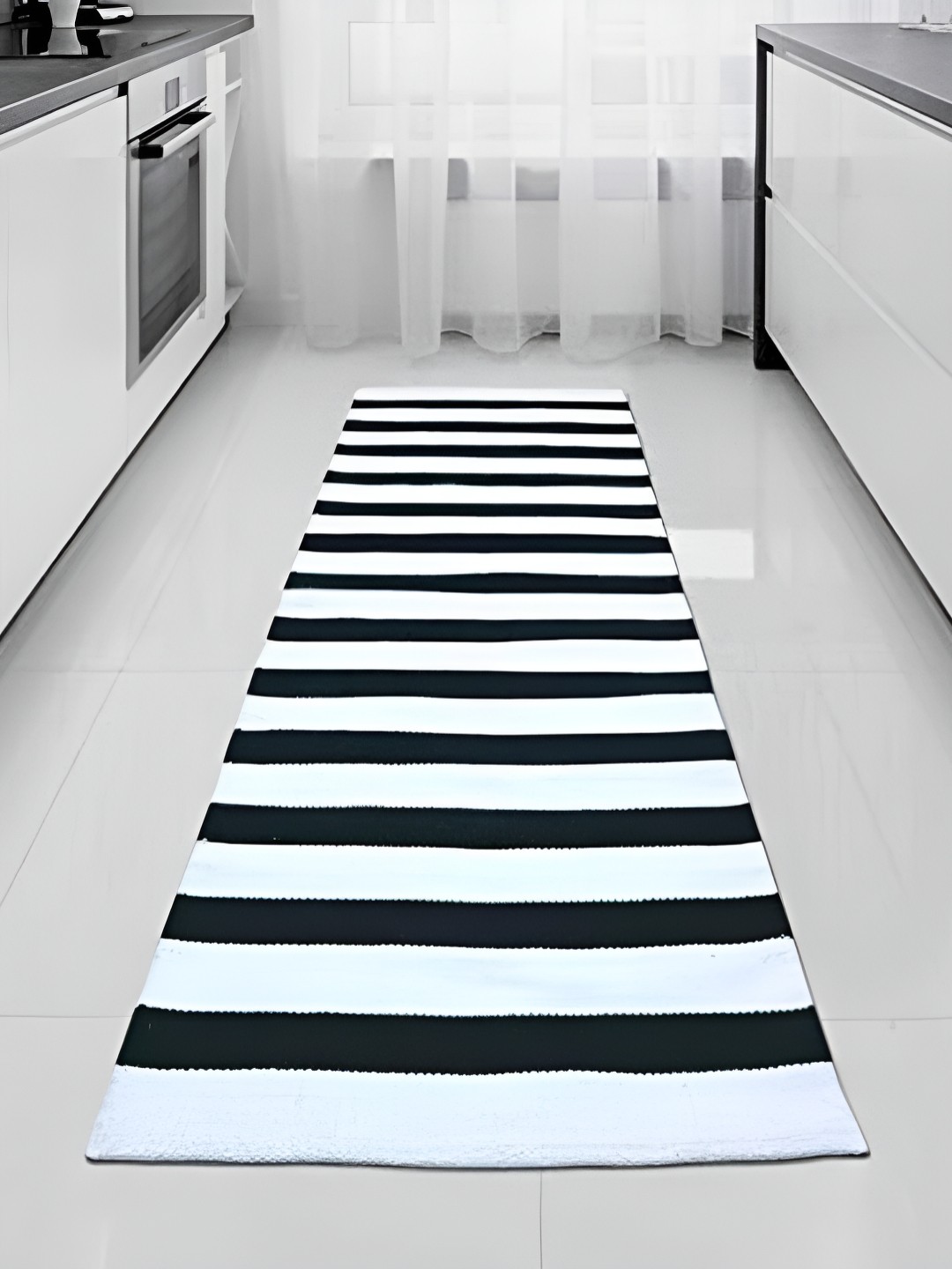 

THE HOME TALK Black & White Striped Rectangular Cotton Anti-Slip Yoga Mats