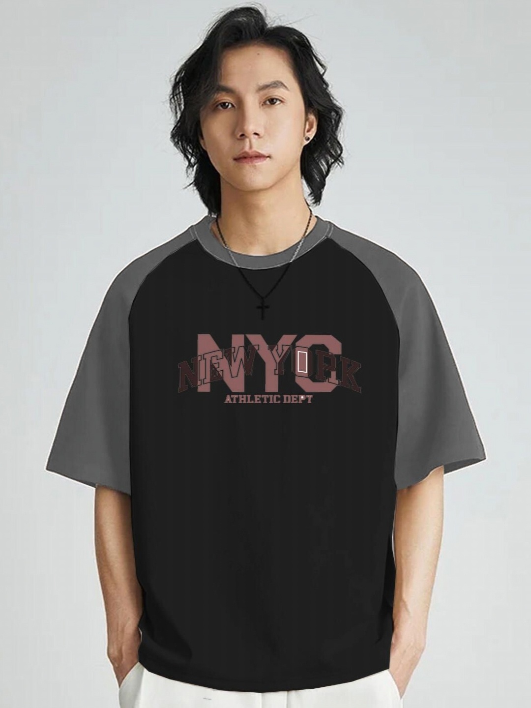 

Genzy Men Colourblocked Round Neck Cotton Oversized T-shirt, Black