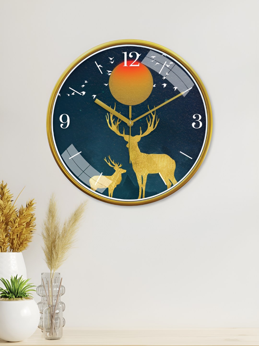 

RANDOM Printed Round Shaped Sweep Silent Movement Contemporary Wall Clock, Gold