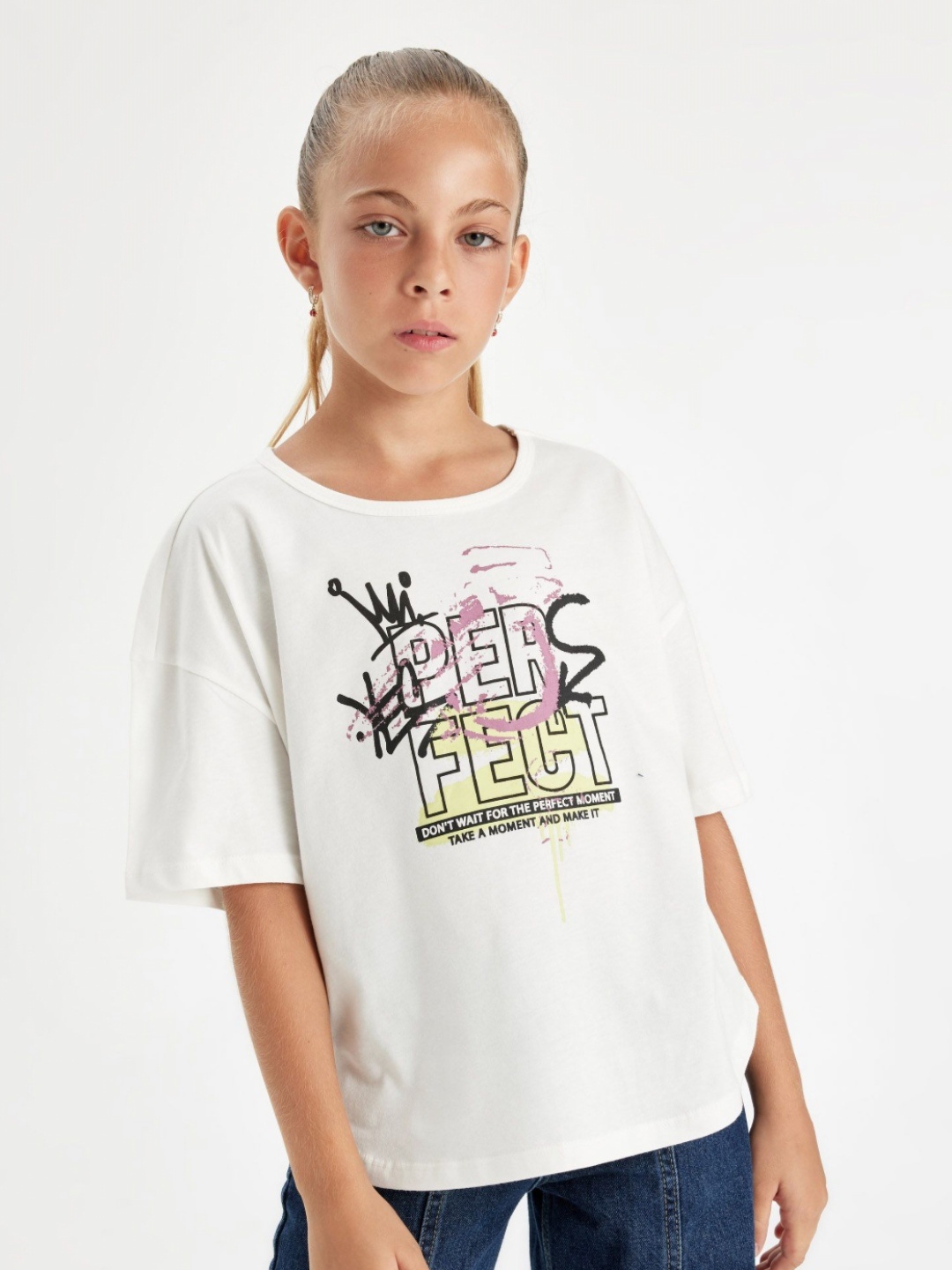 

DeFacto Girls Typography Printed Round Neck Cotton T-shirt, White