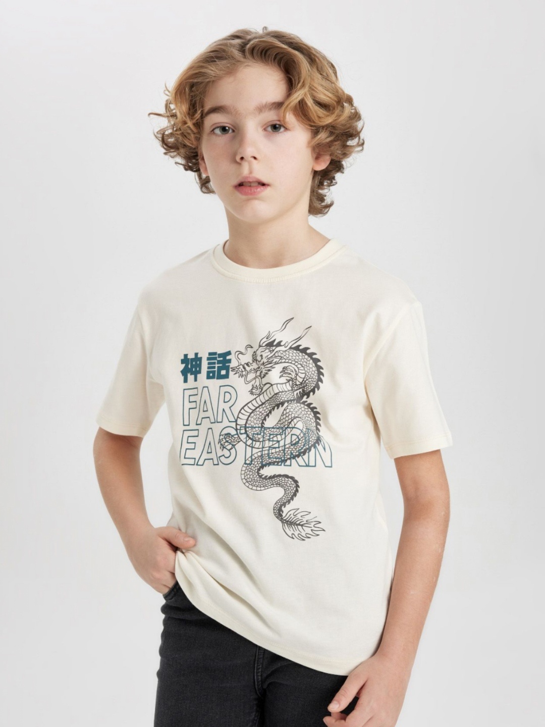 

DeFacto Boys Printed Pockets T-shirt, Na