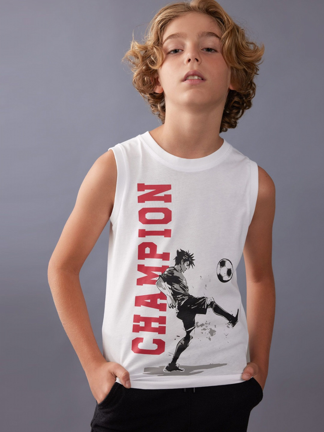 

DeFacto Boys Printed Applique T-shirt, Na