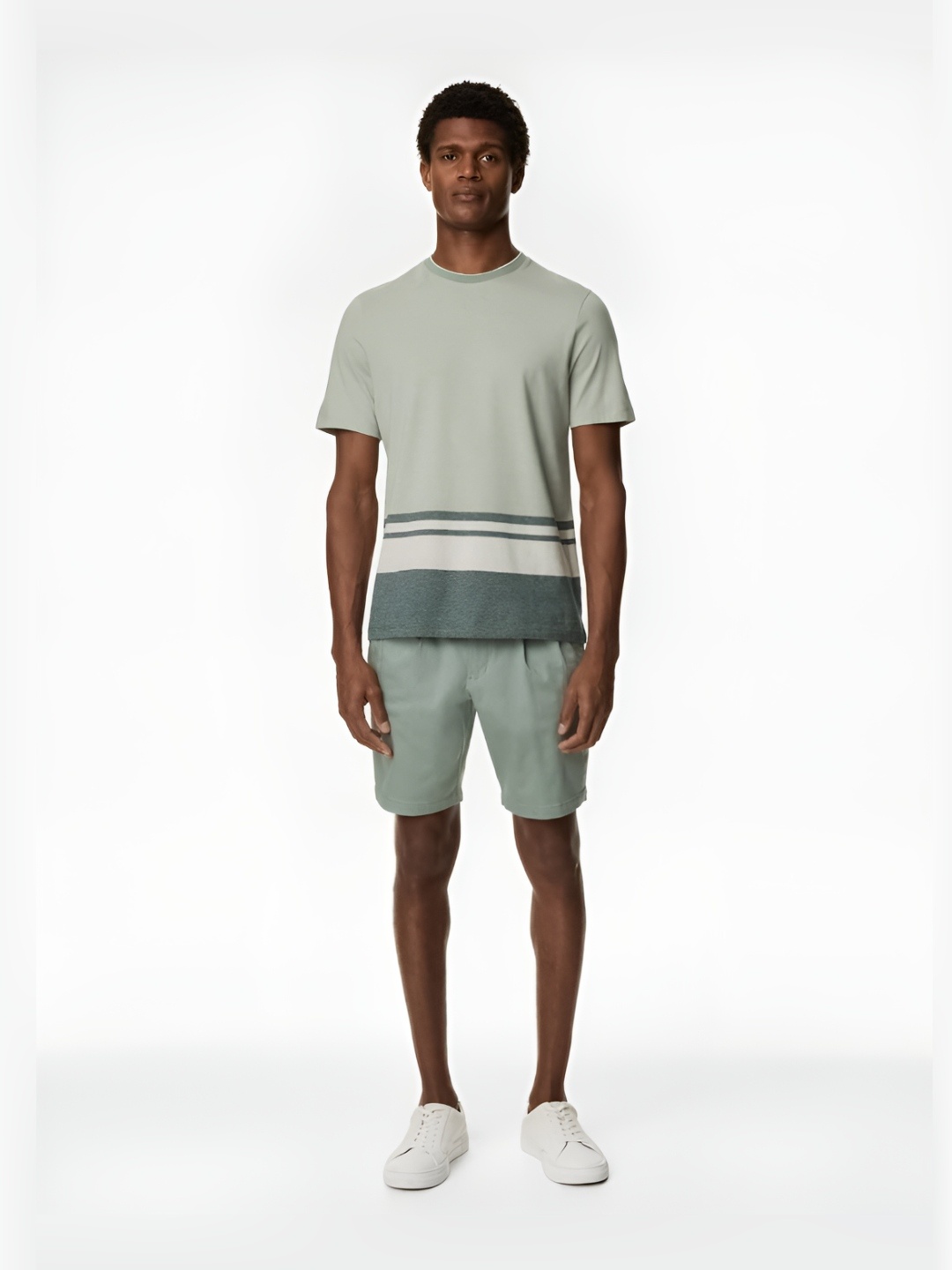 

Marks & Spencer Men Solid Round Neck Cotton T-shirt, Grey