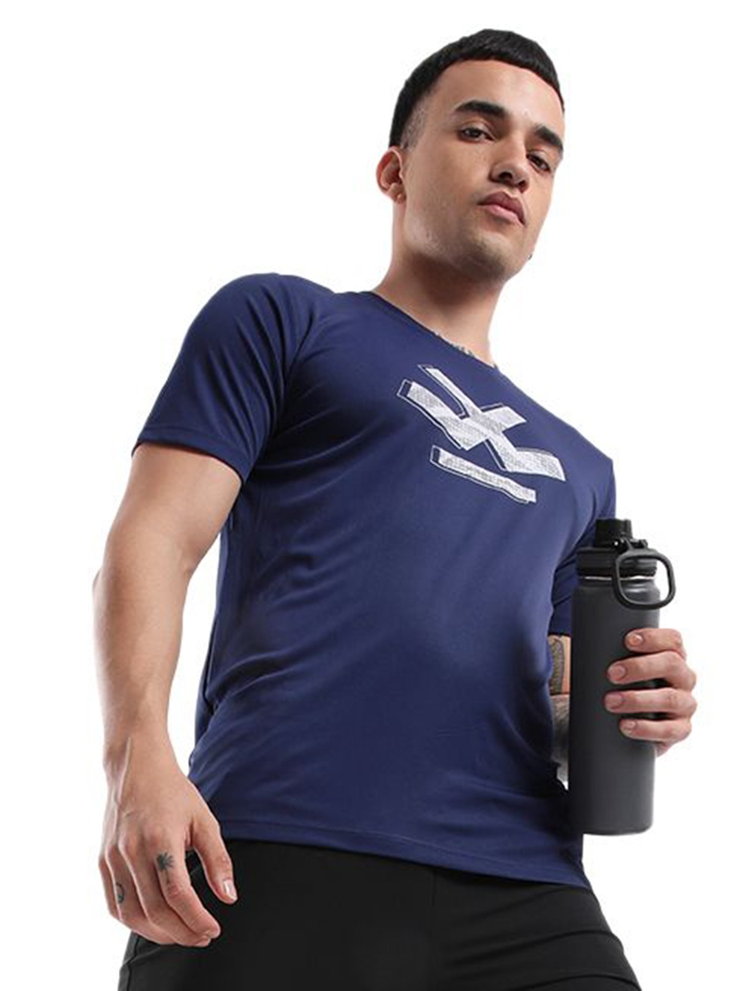 

WROGN Men Graphic Printed Round Neck Slim Fit T-Shirt, Navy blue