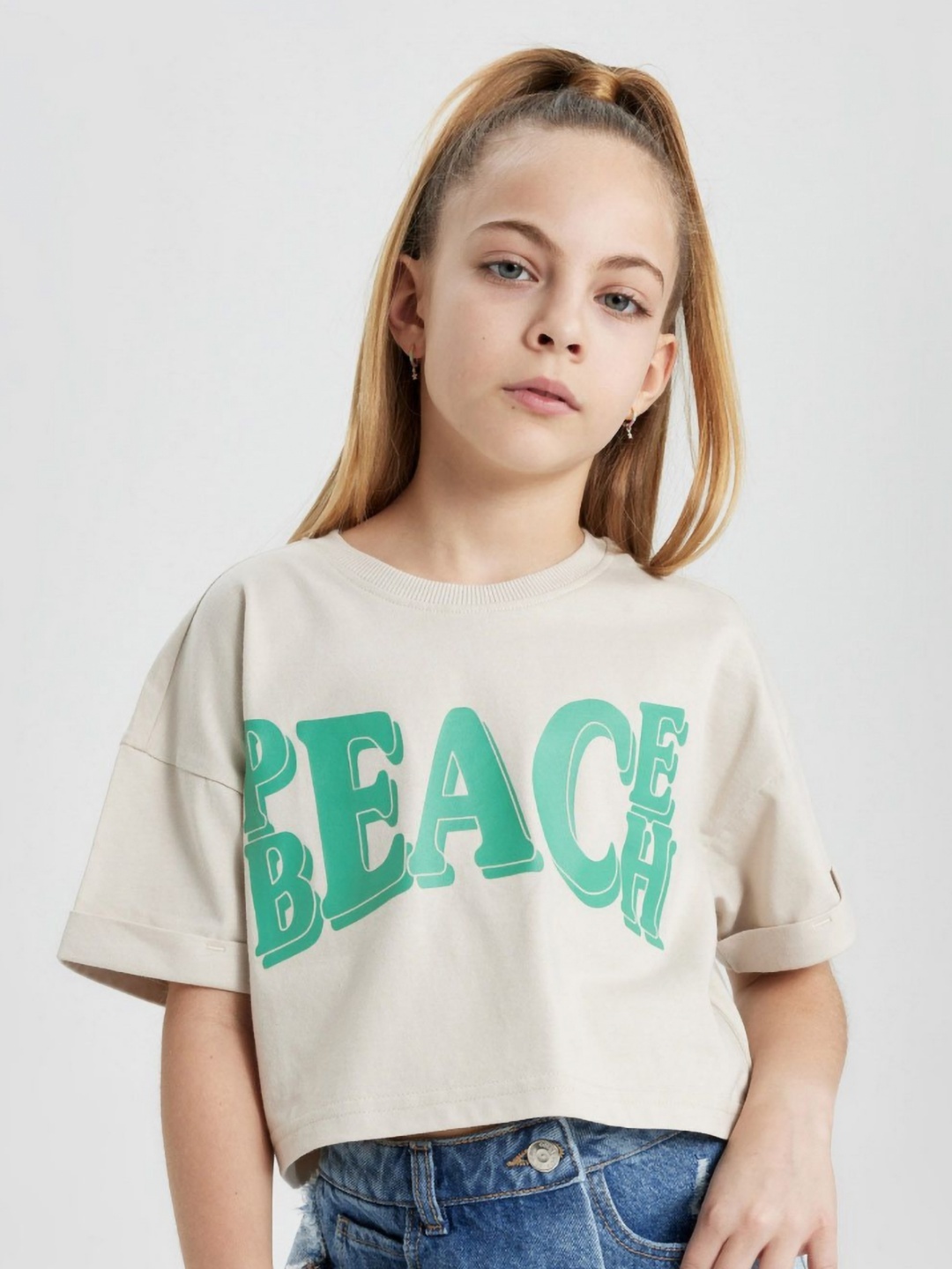 

DeFacto Girls Round Neck Typography Printed T-shirt, Beige