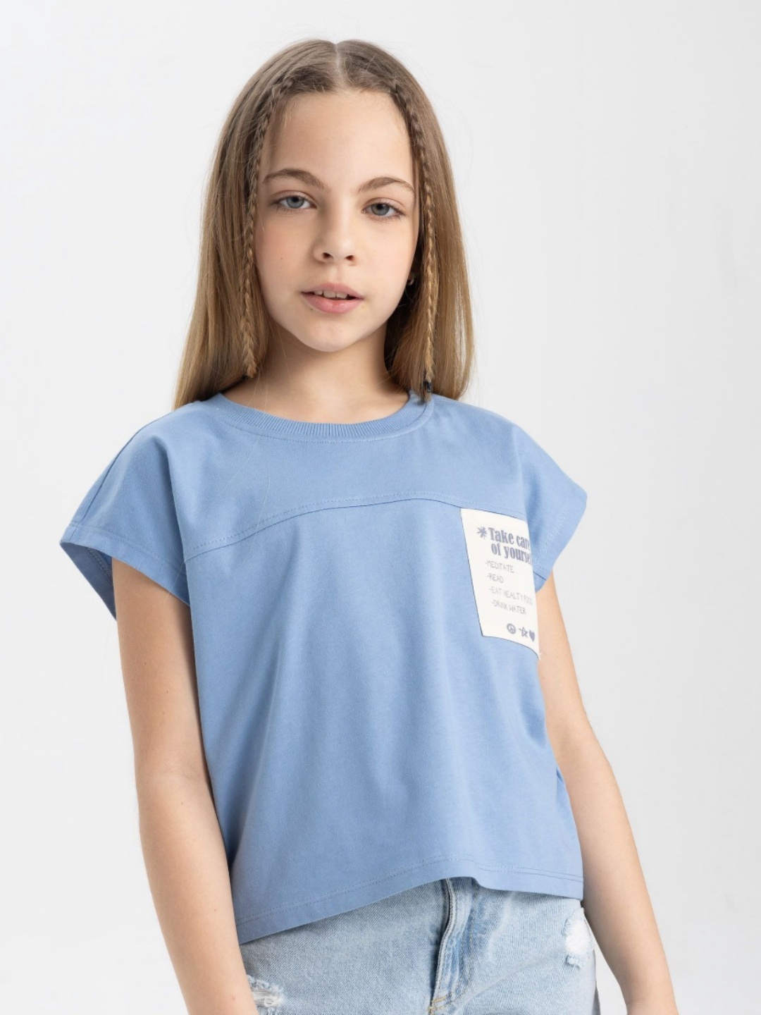 

DeFacto Girls Solid Round Neck Cotton T-shirt, Na