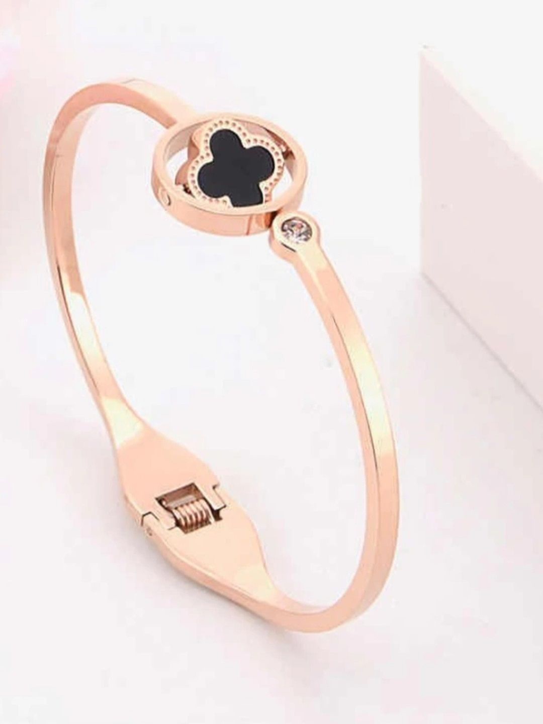 

V FASHION JEWELLERY Rose Gold Plated Kada Bracelet