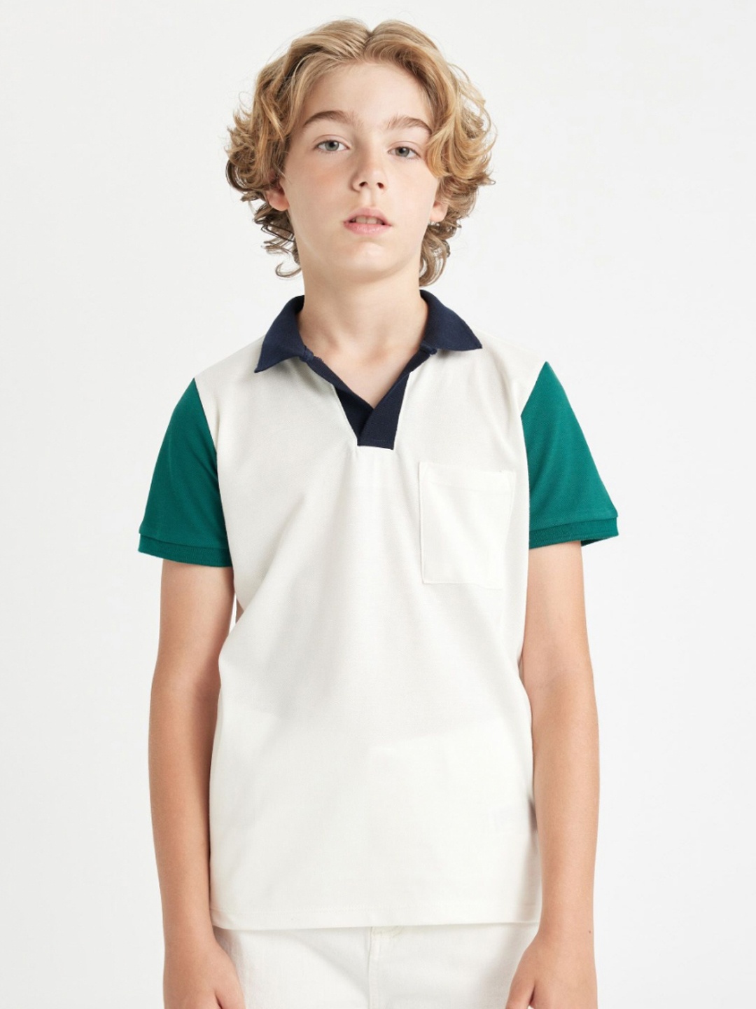

DeFacto Boys Solid Polo Collar Cotton T-shirt, White