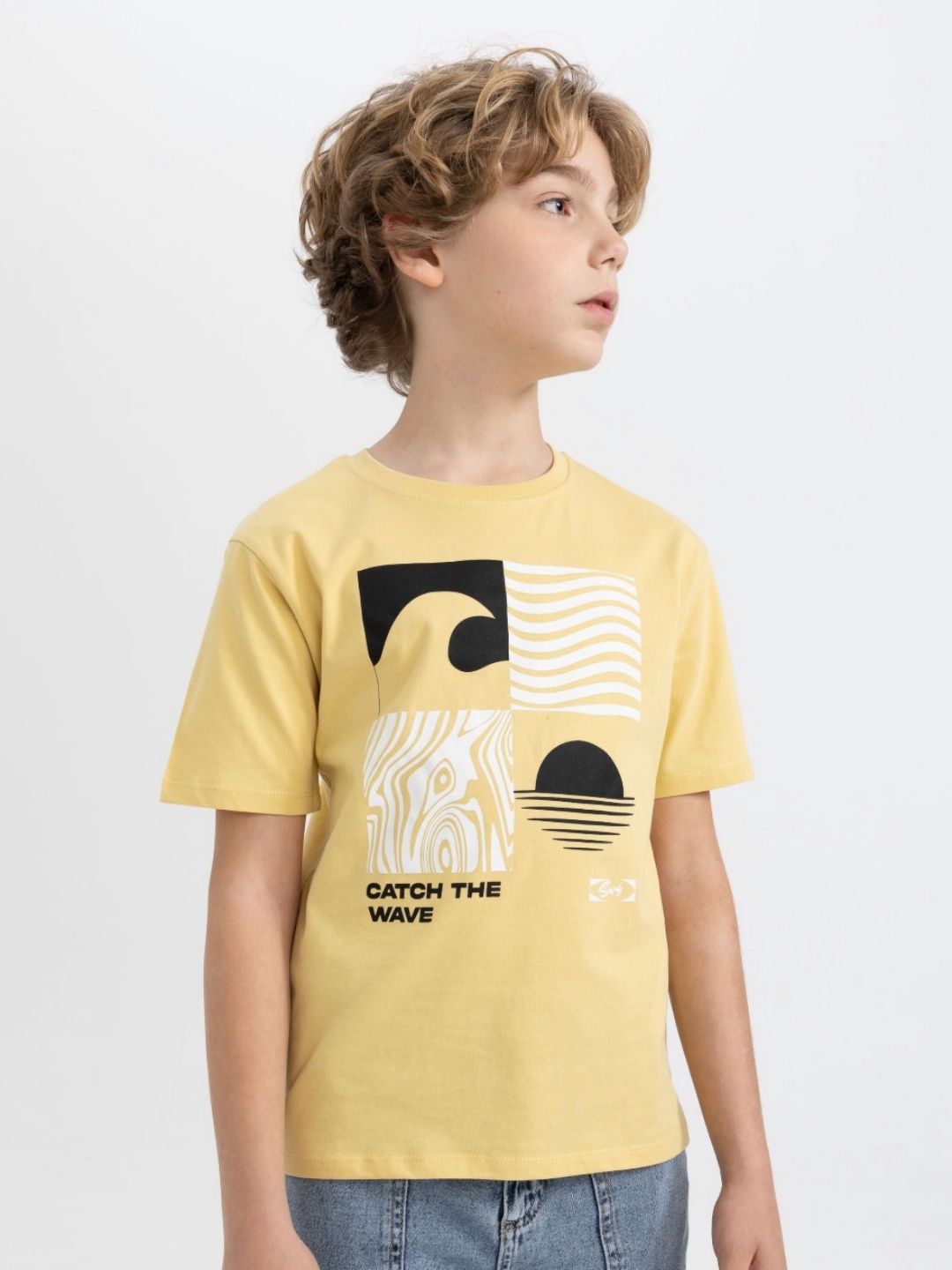 

DeFacto Boys Graphic Printed Round Neck Cotton T-shirt, Yellow