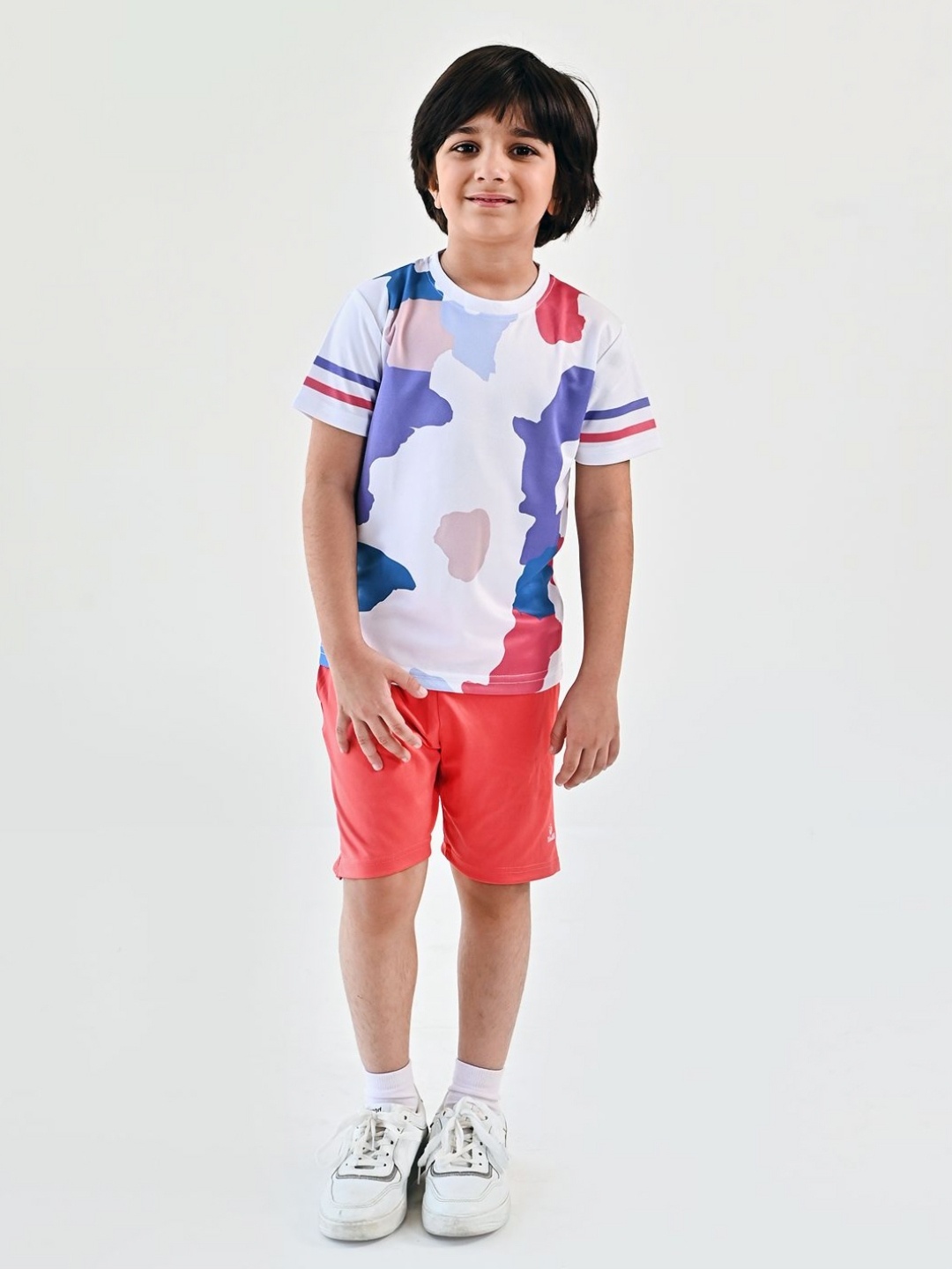 

UMILDO Boys Graphic Printed Round Neck T-Shirt, White