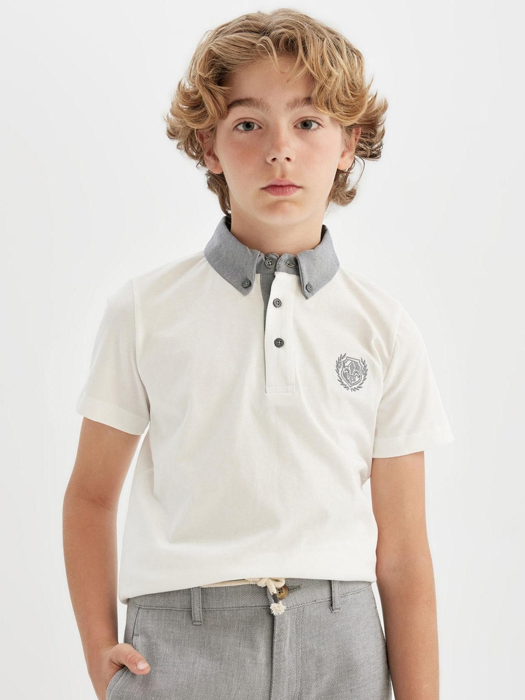 

DeFacto Boys Solid Polo Collar Cotton T-shirt, White