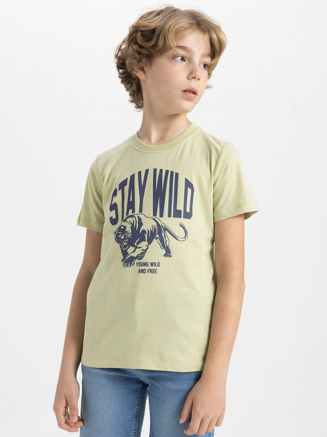 

DeFacto Boys Typography Printed Round Neck Cotton T-shirt, Green
