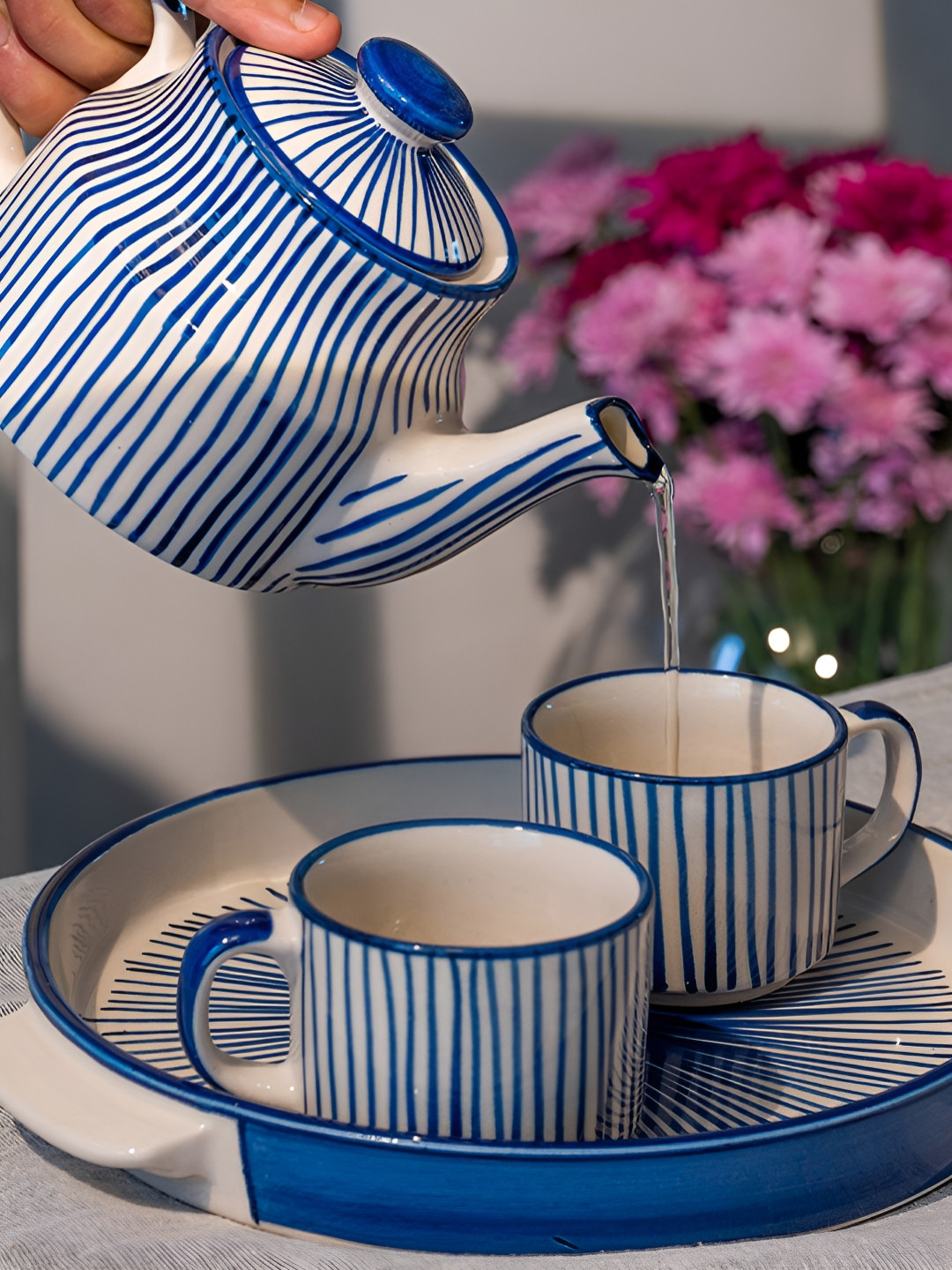 

ARAVALII Blue & White 4 Pieces Printed Tea Set