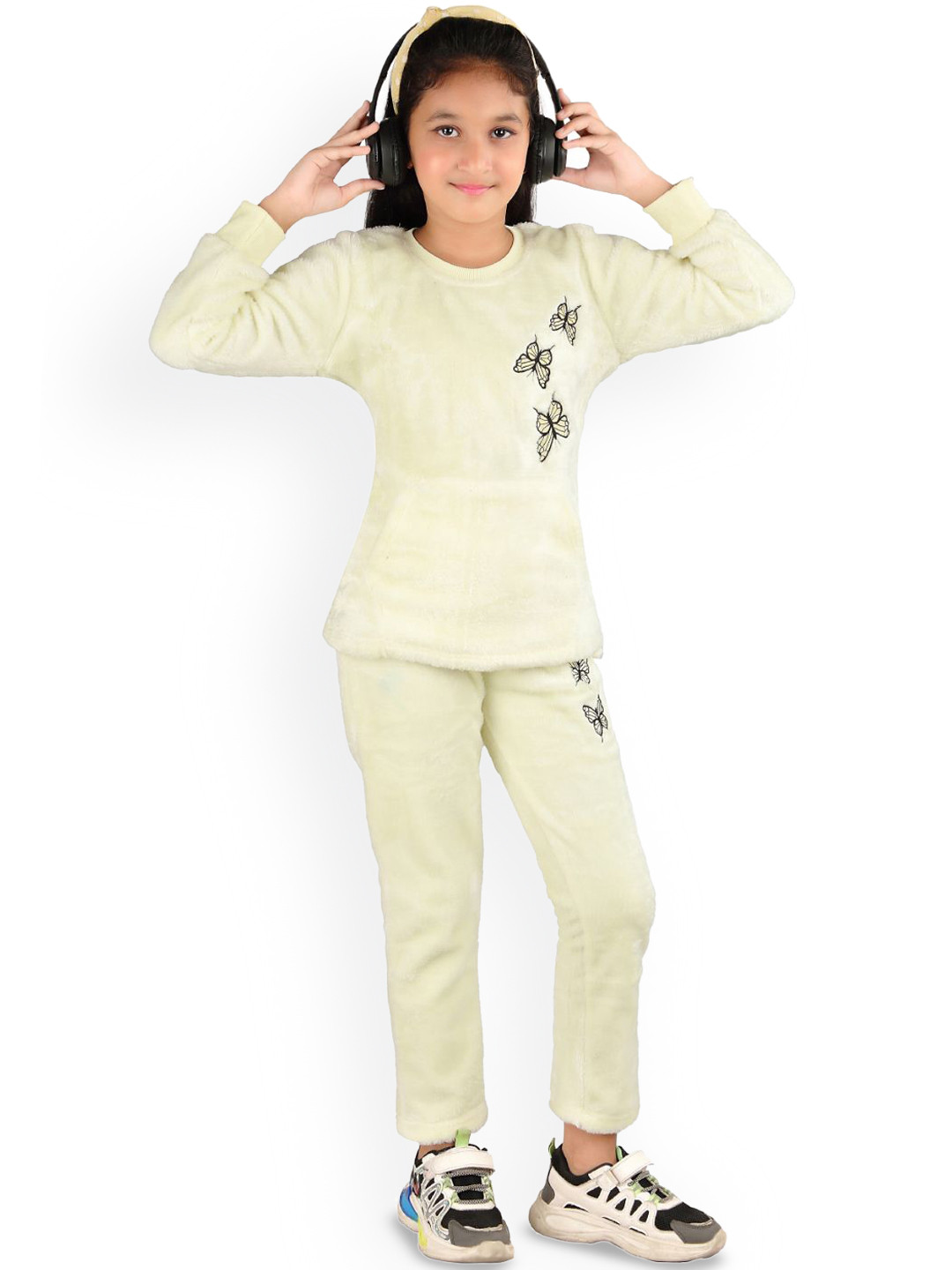 

SMSHOPMORE Girls Butterfly Embroidered Tracksuits, Yellow
