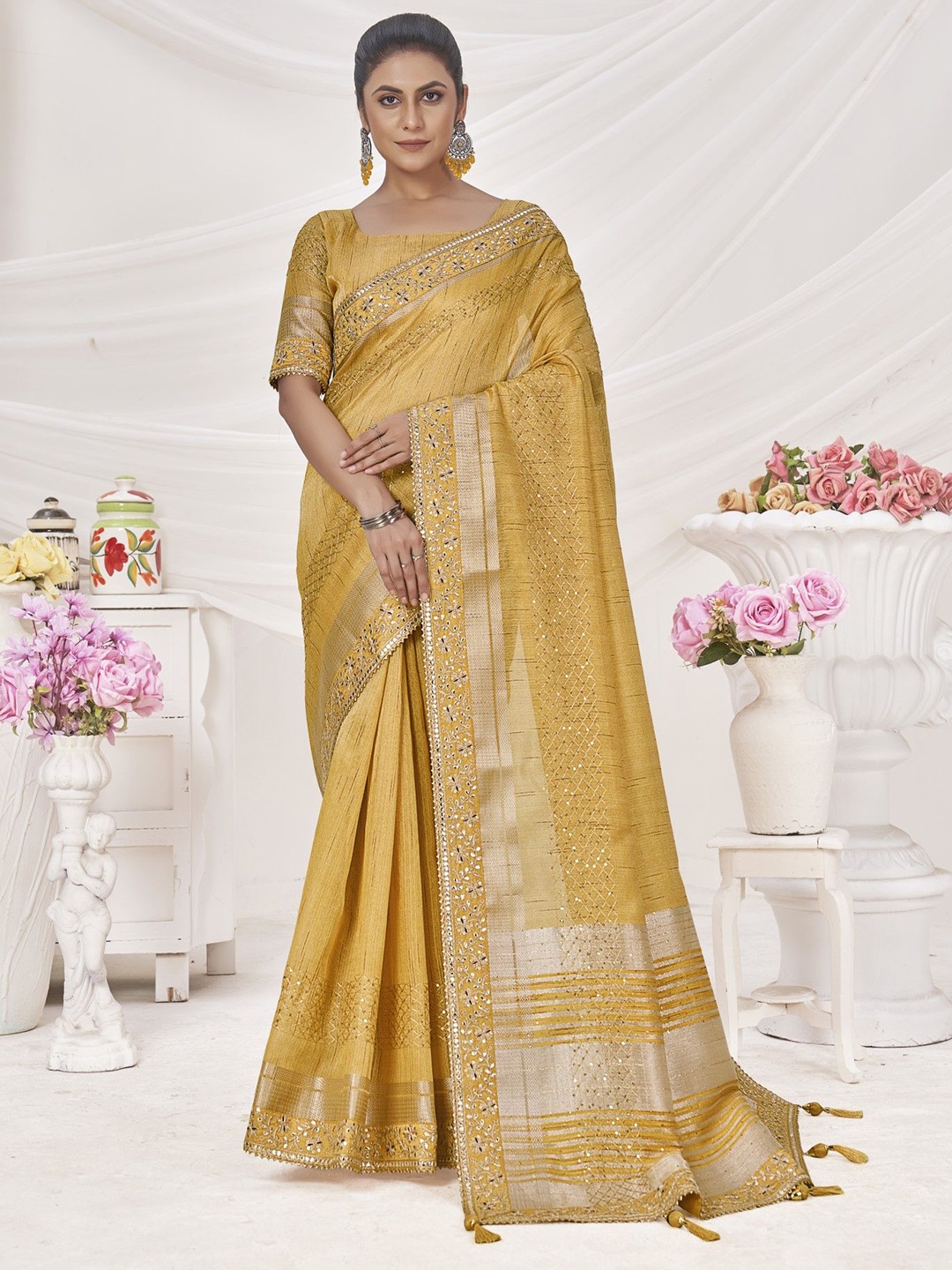 

Panzora Embellished Embroidered Saree, Yellow