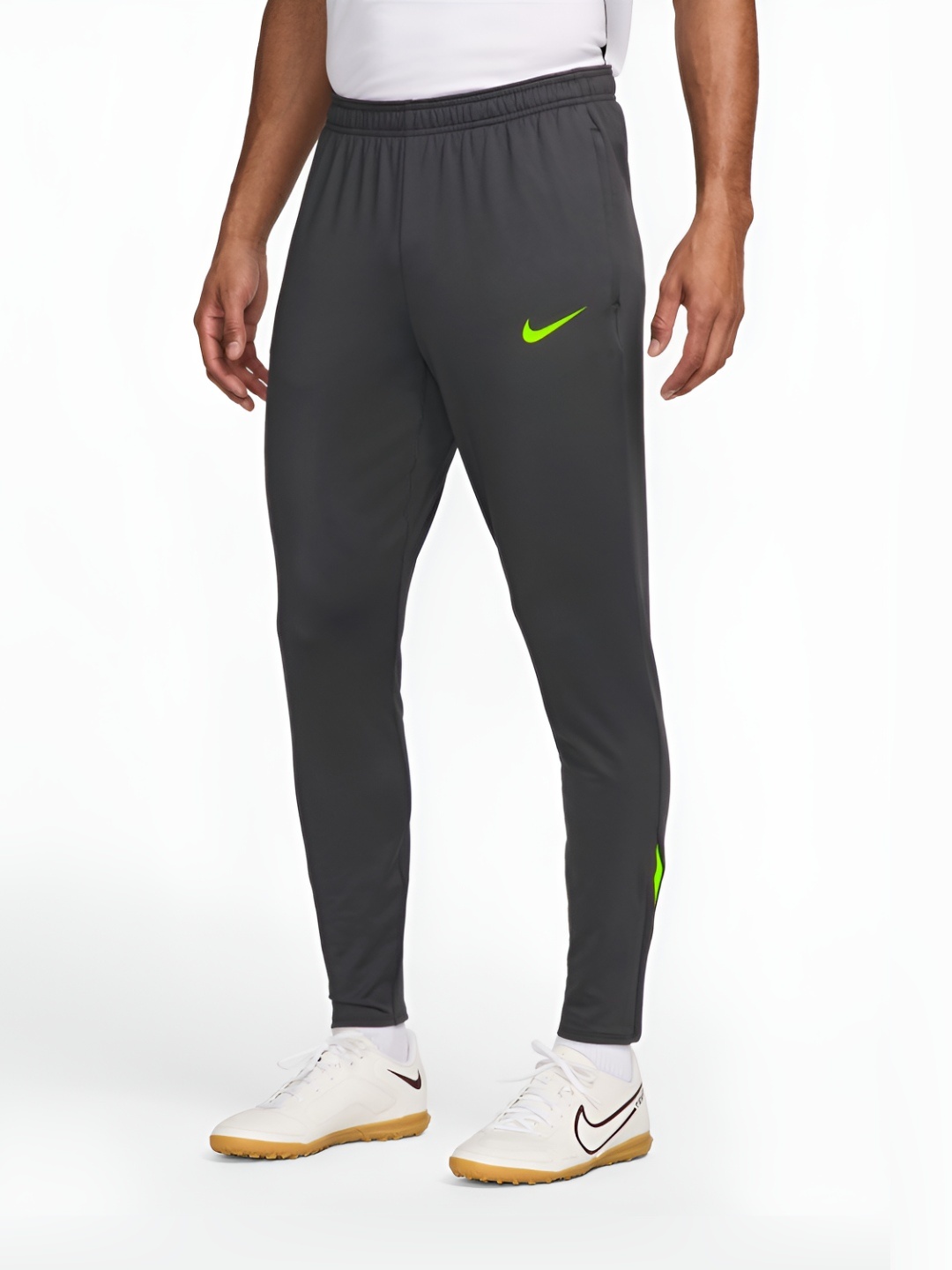 

Nike Men Strike Dri-FIT Football Trackpants, Black