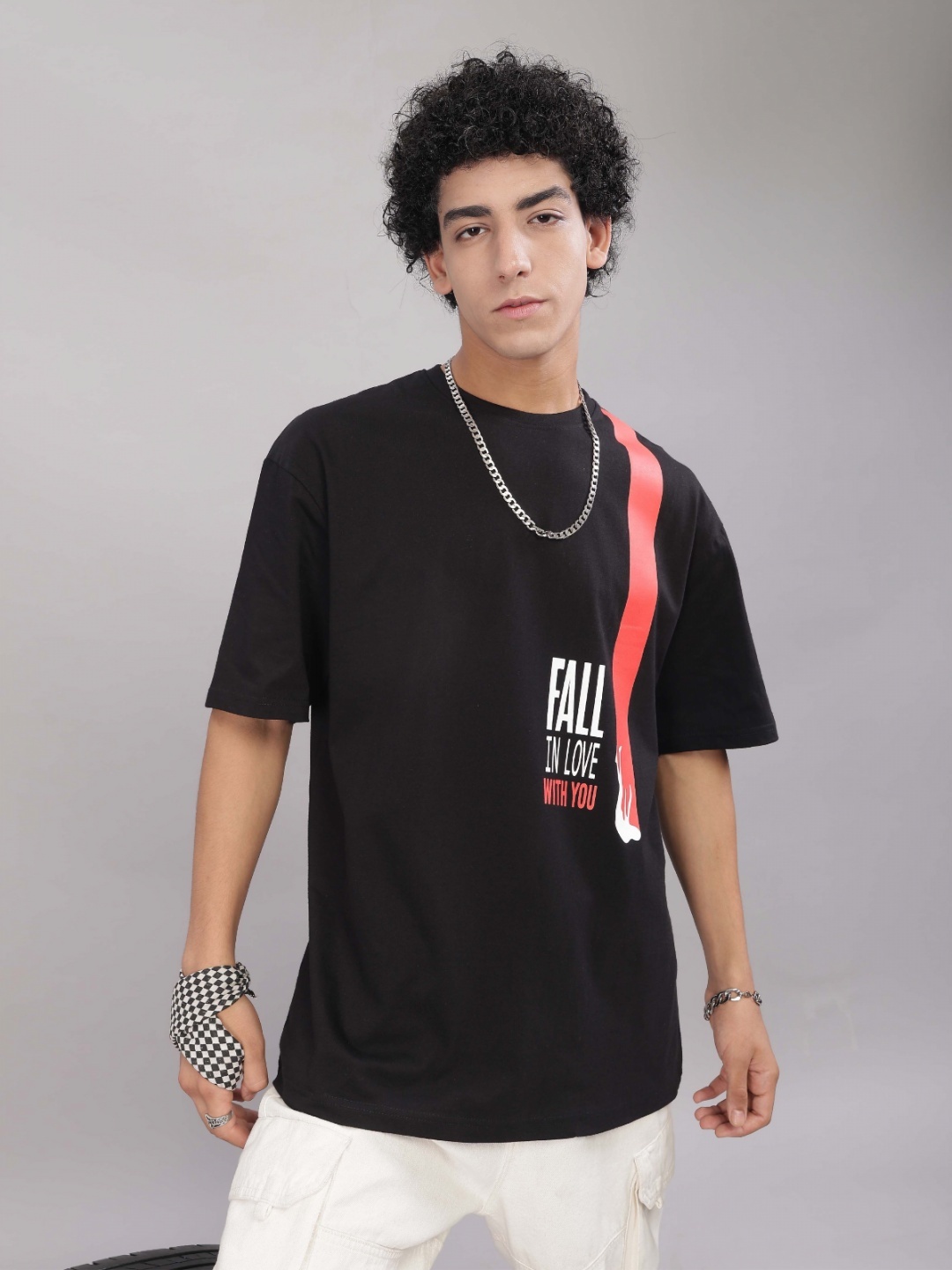 

TOMHIDDLE Men Typography Printed Round Neck Cotton Oversized T-shirt, Black