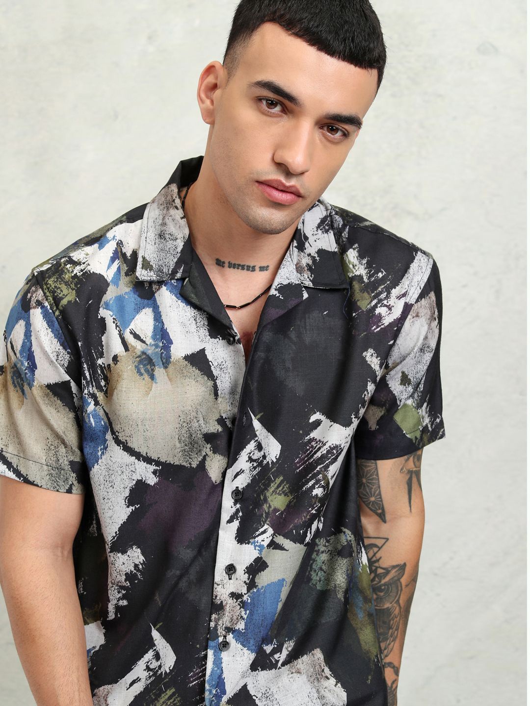 

HIGHLANDER Men Printed Cuban Collar Relaxed Shirt, Black