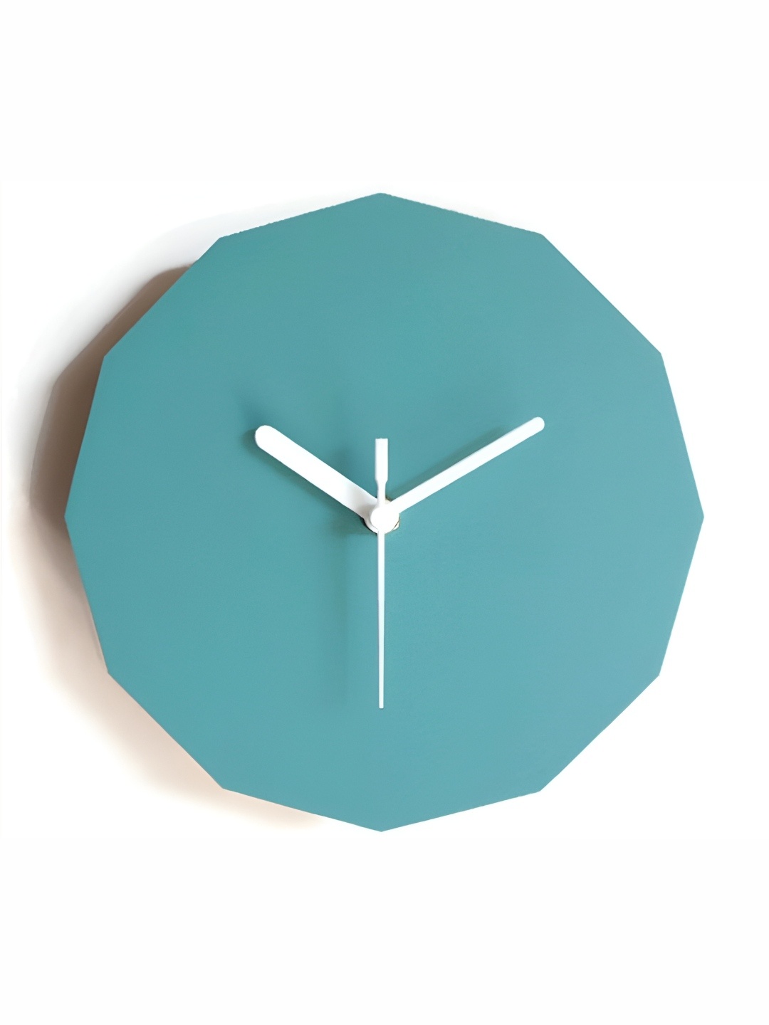 

QEZNEF Blue Analogue Traditional Wall Clock