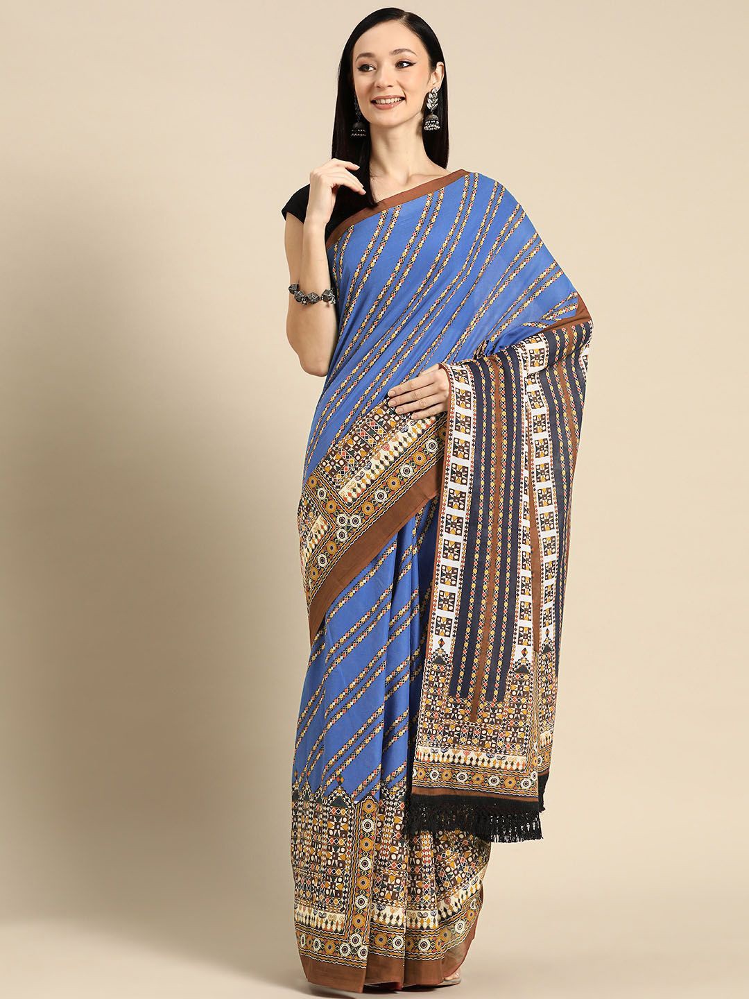 

BUTA BUTI Women Pure Cotton Printed Saree, Rust