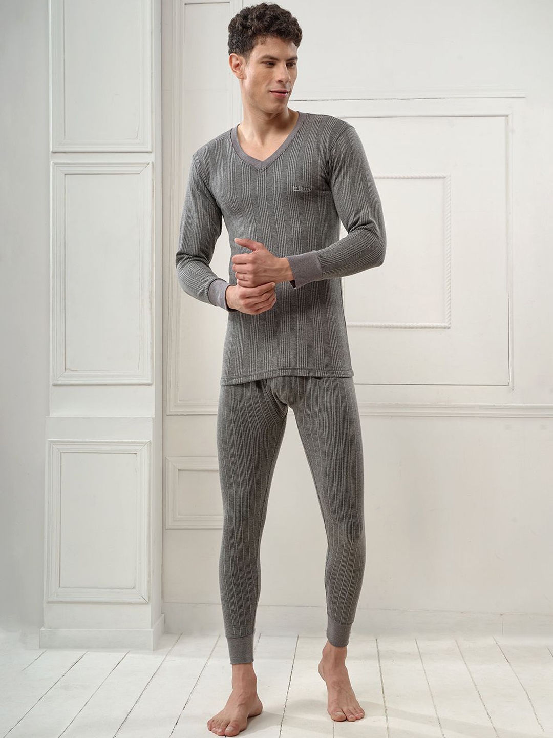

INFERNO Men V-Neck Thermal Top and Pant Set, Charcoal