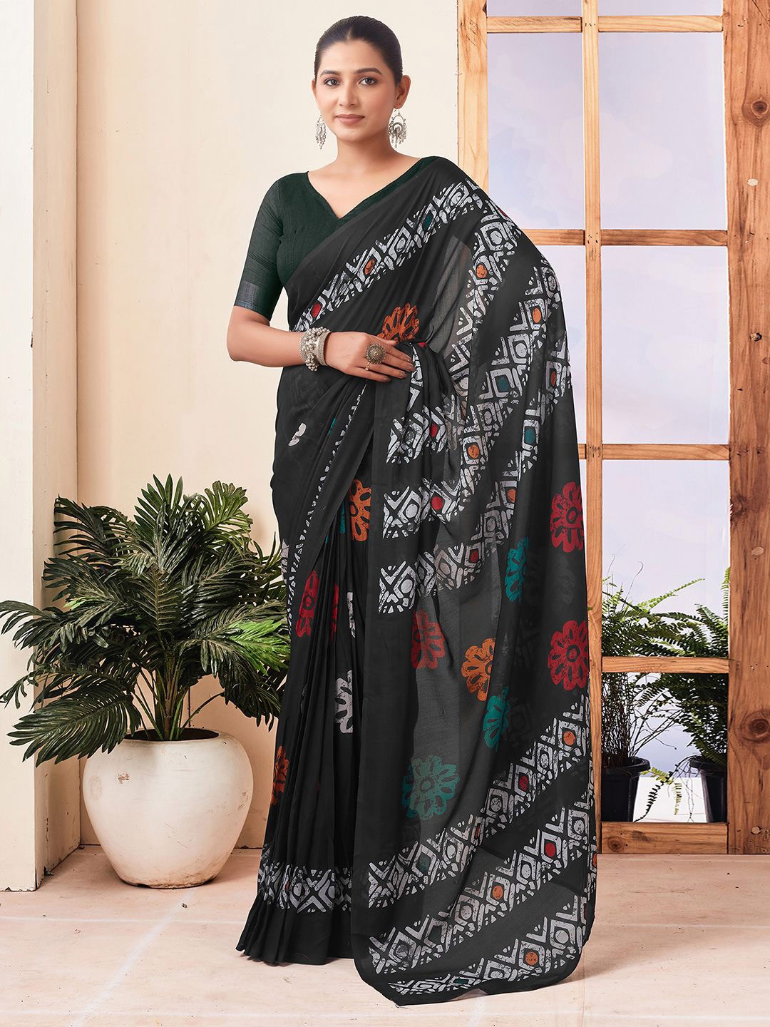 

Mitera Batik Printed Pure Cotton Ready to Wear Ikat Saree, Black